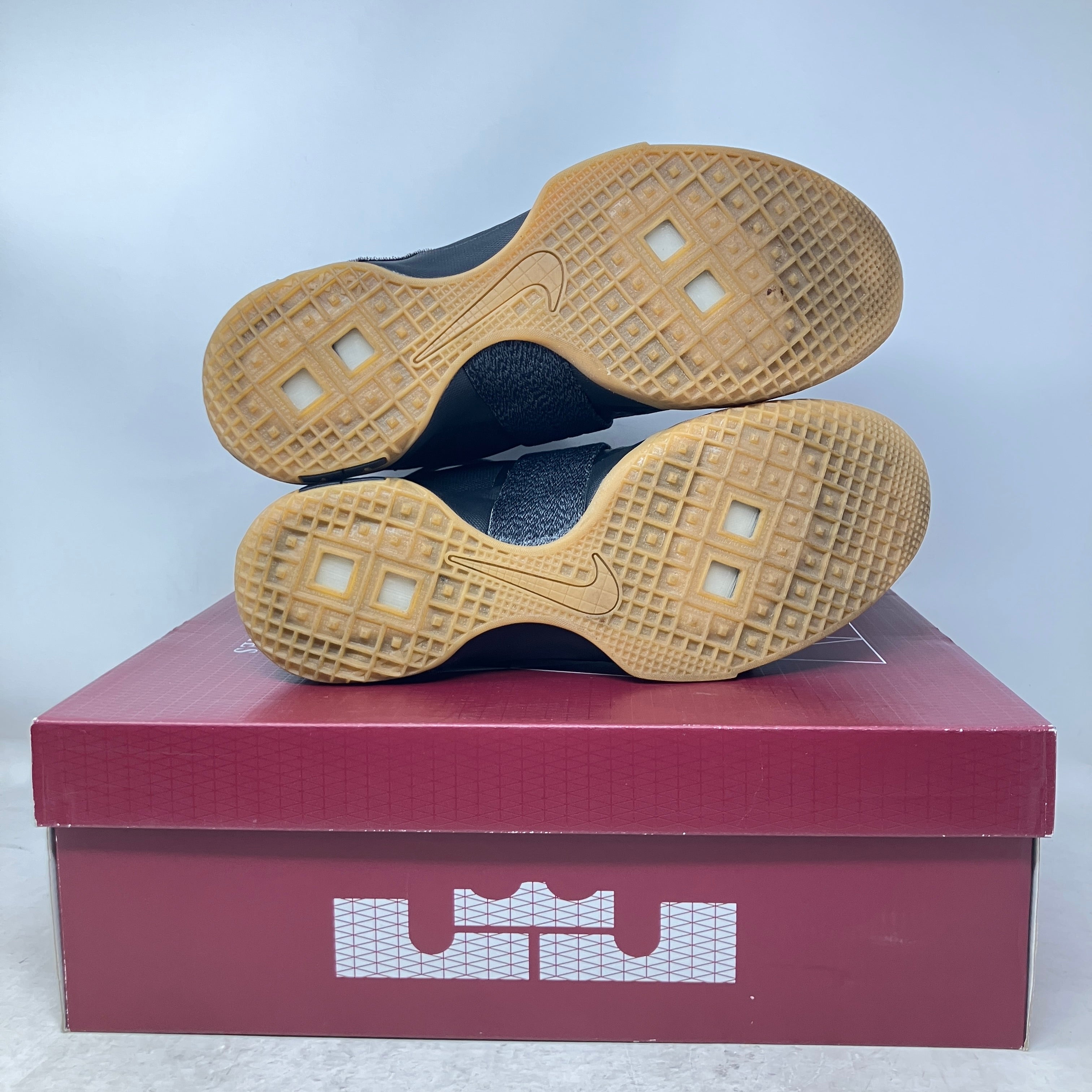 Nike LeBron Zoom Soldier 10 Black Gum