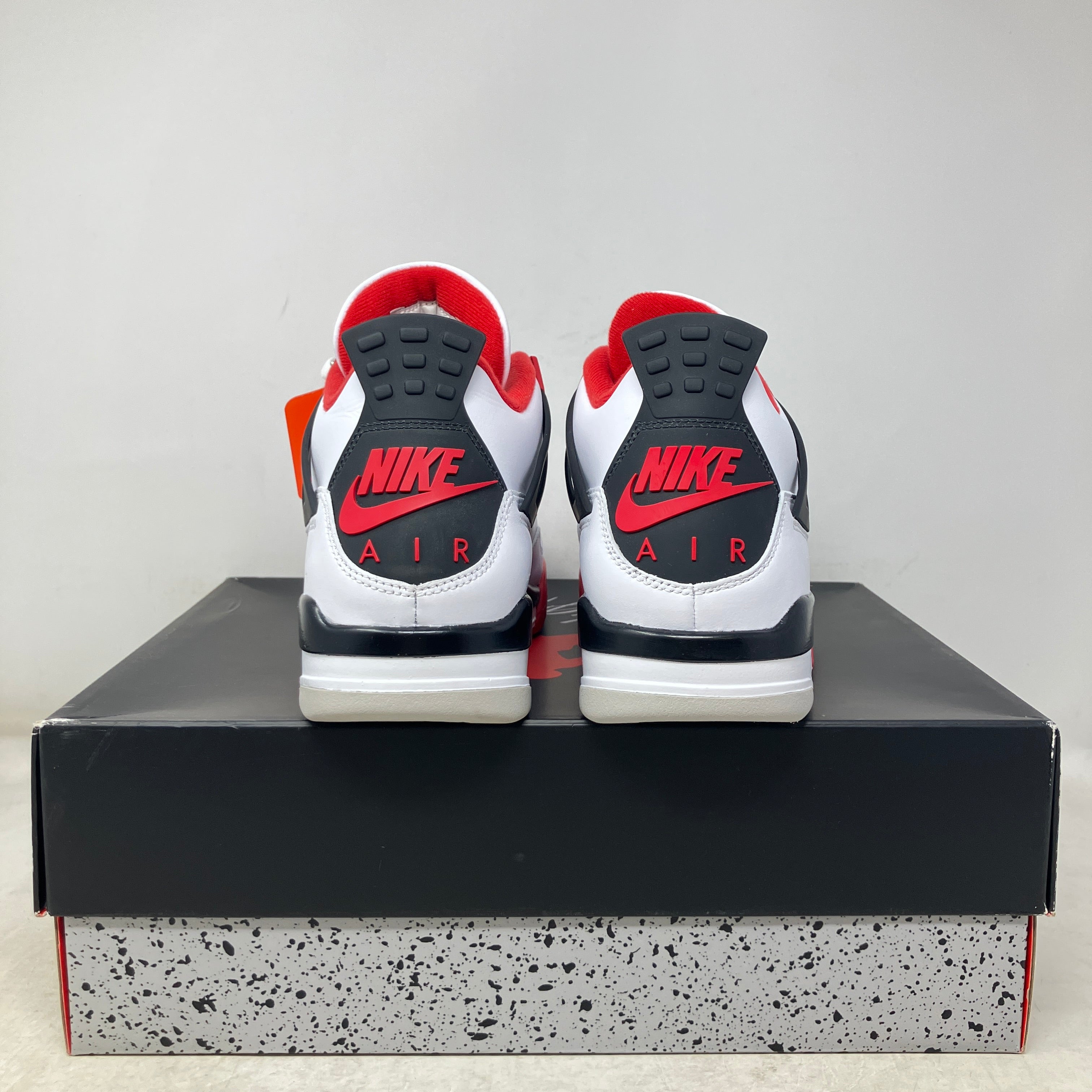 Jordan 4 Retro Fire Red (2020)