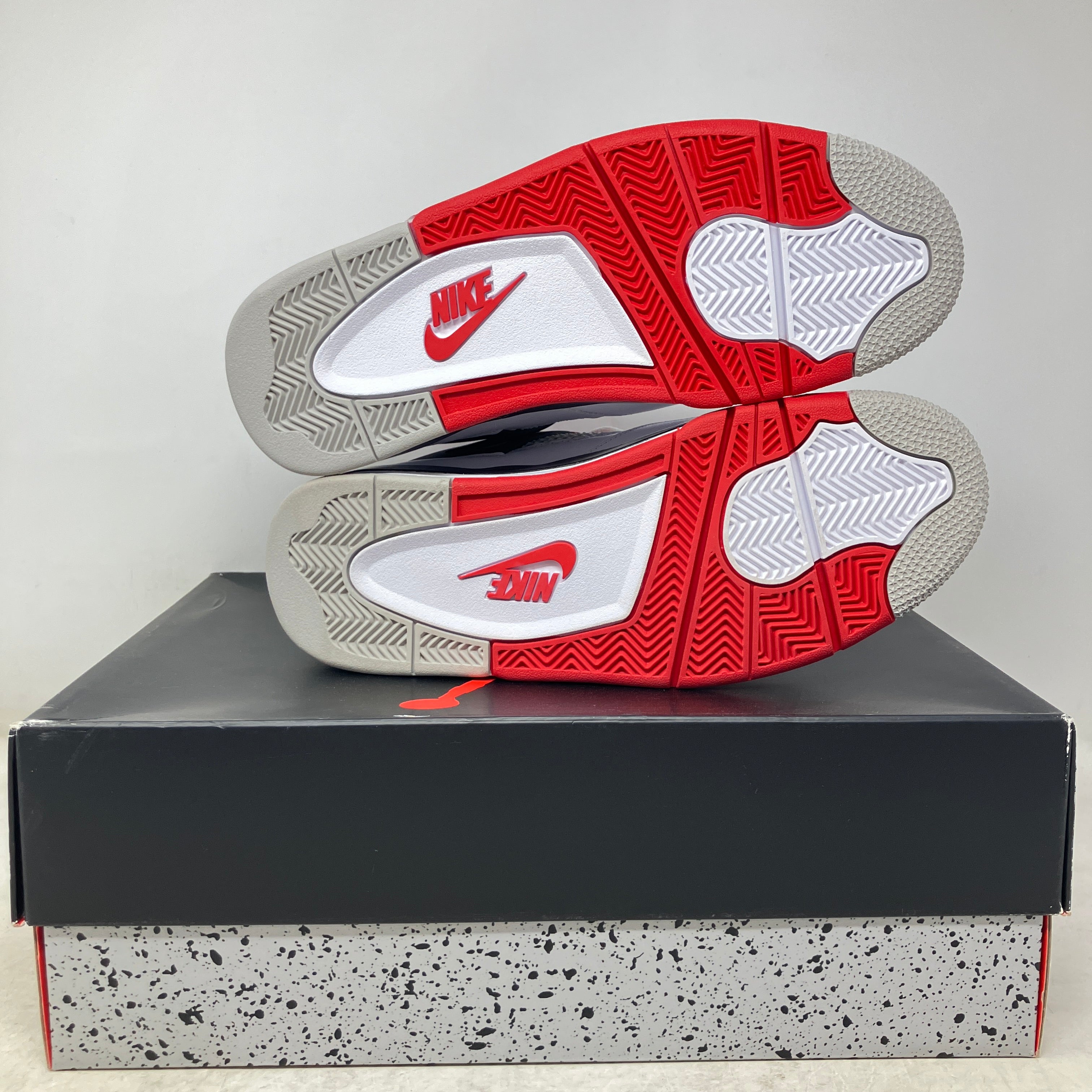 Jordan 4 Retro Fire Red (2020)