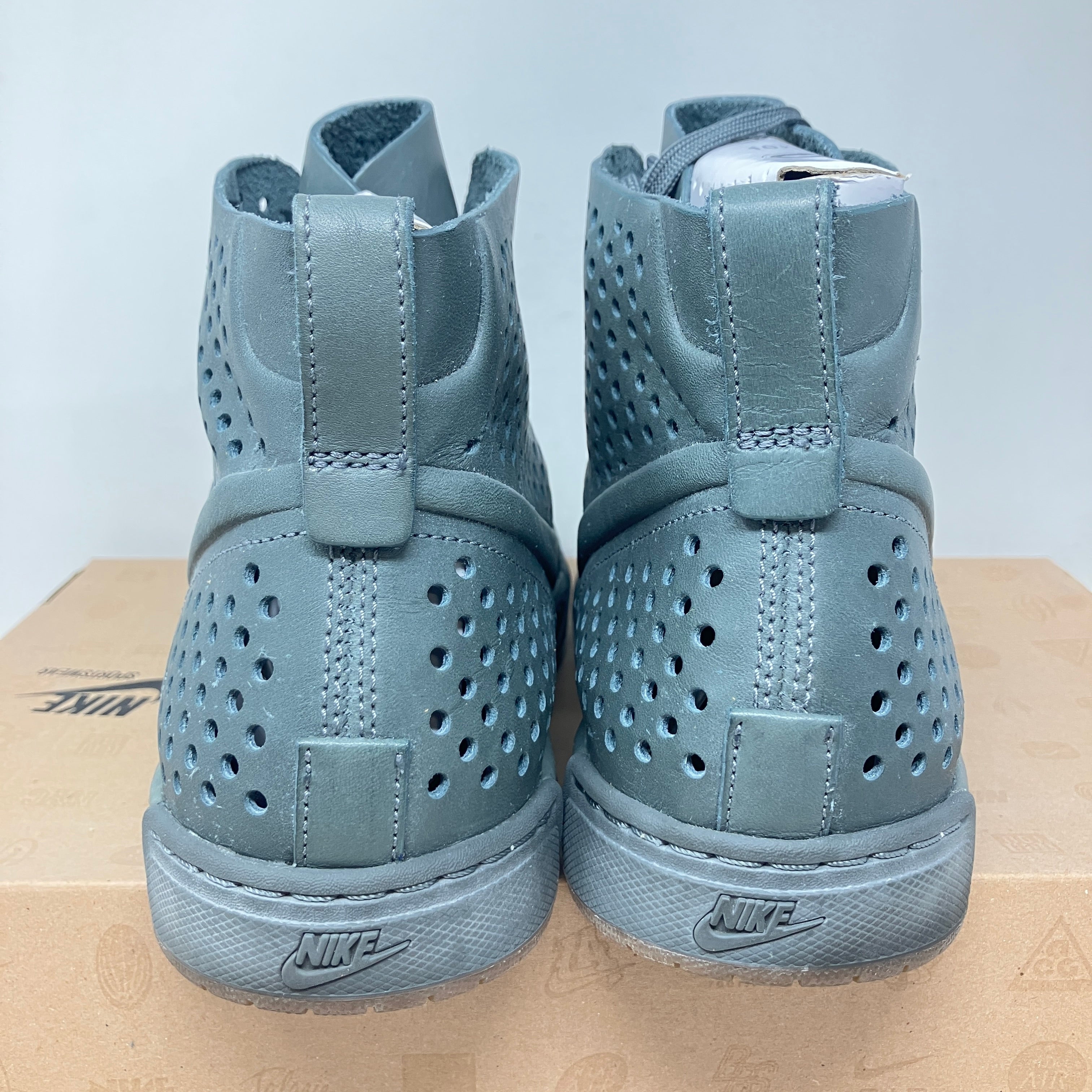 Nike Air Royal Mid Lite Nano Grey