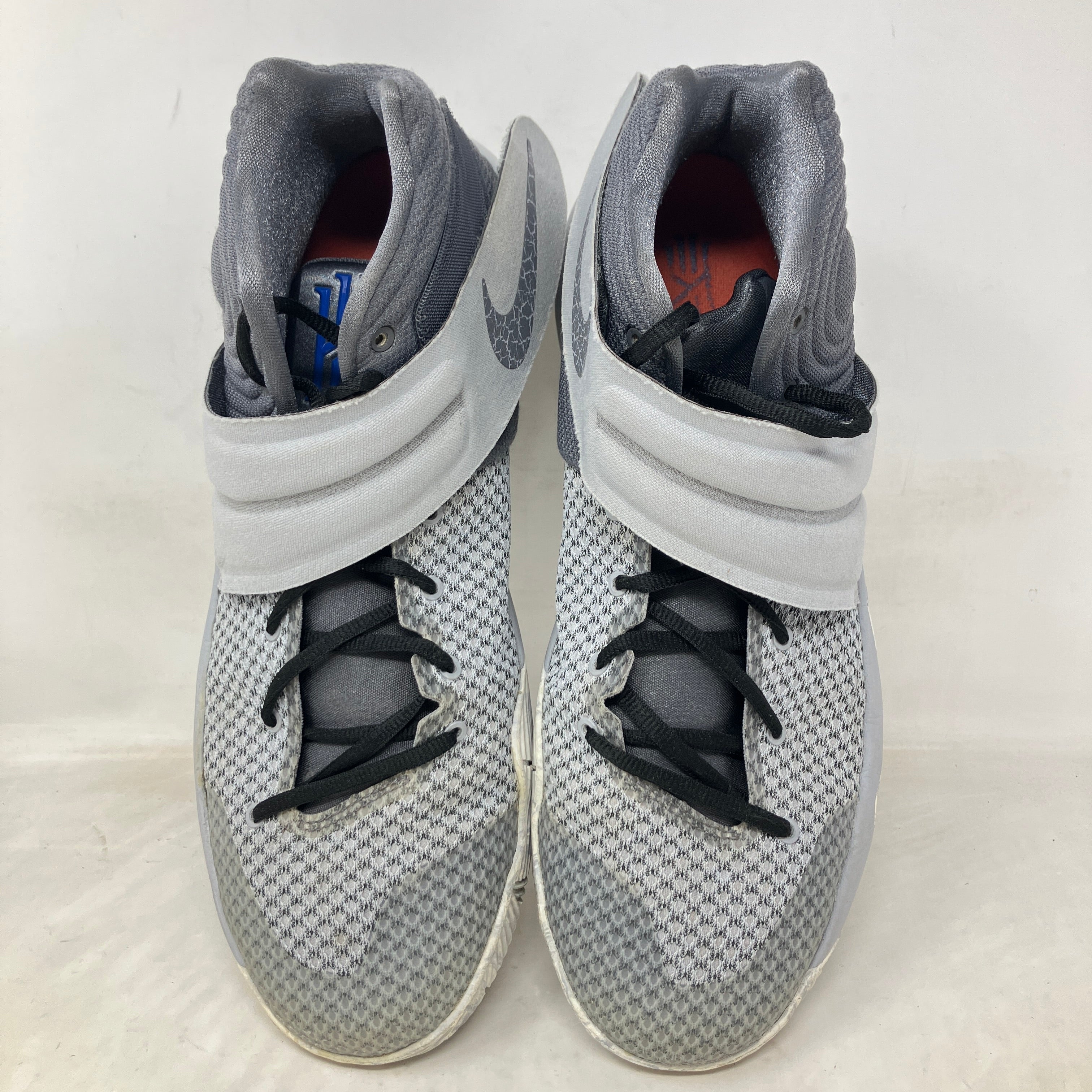 Nike Kyrie 2 Omega
