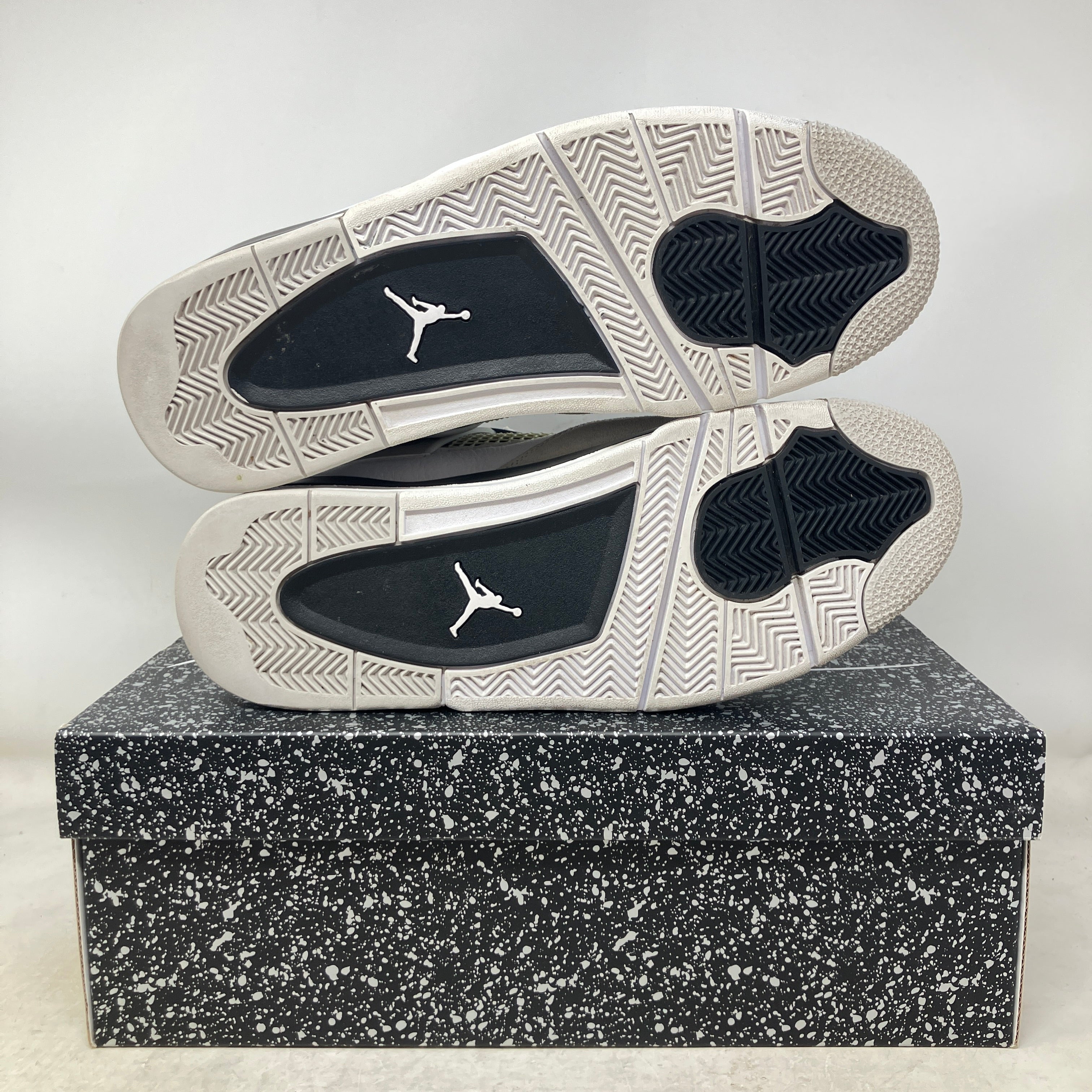 Jordan 4 Retro Military Black