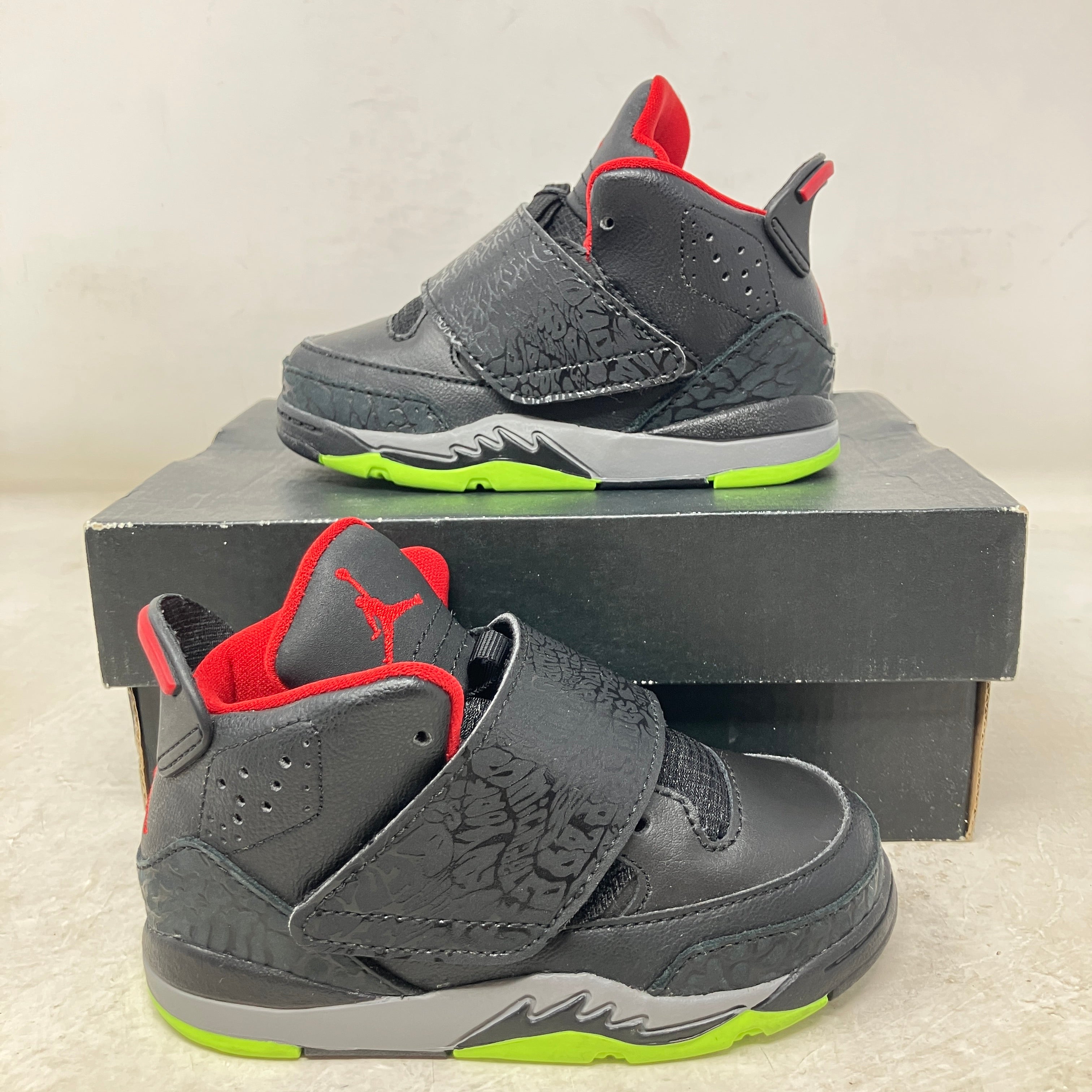 Jordan Son of Mars Marvin the Martian (TD)
