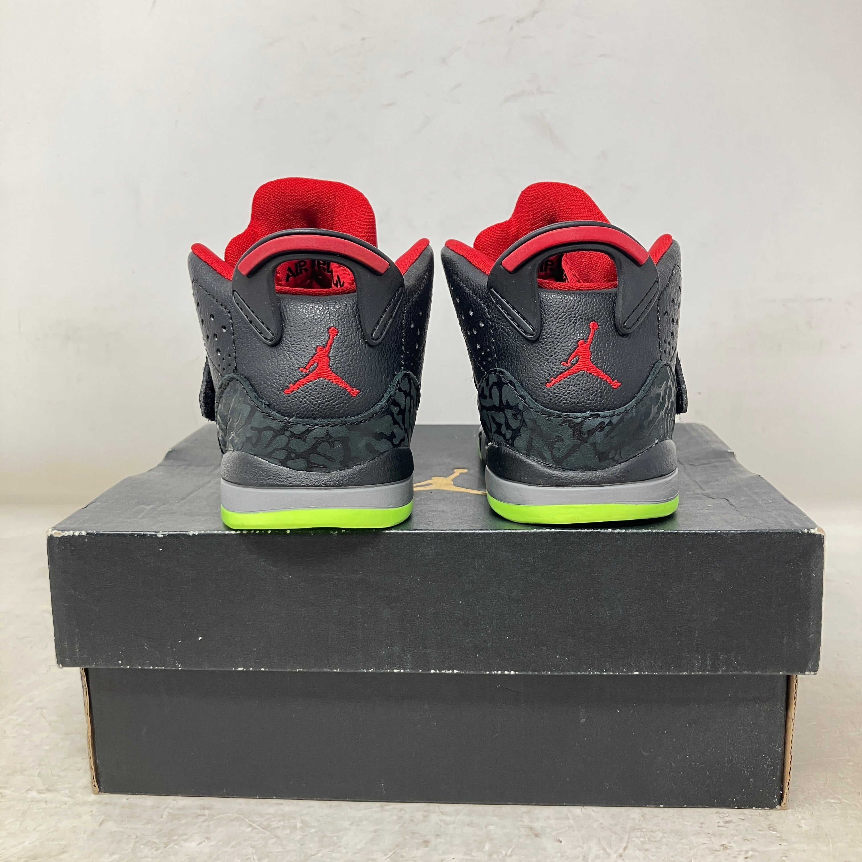 Jordan Son of Mars Marvin the Martian (TD)