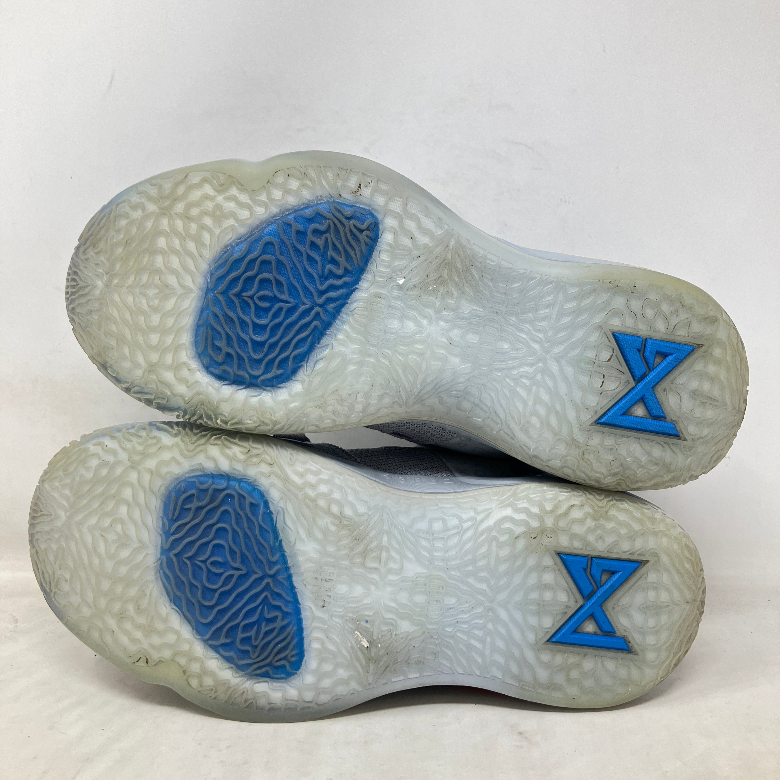 Nike PG 2.5 Playstation Wolf Grey