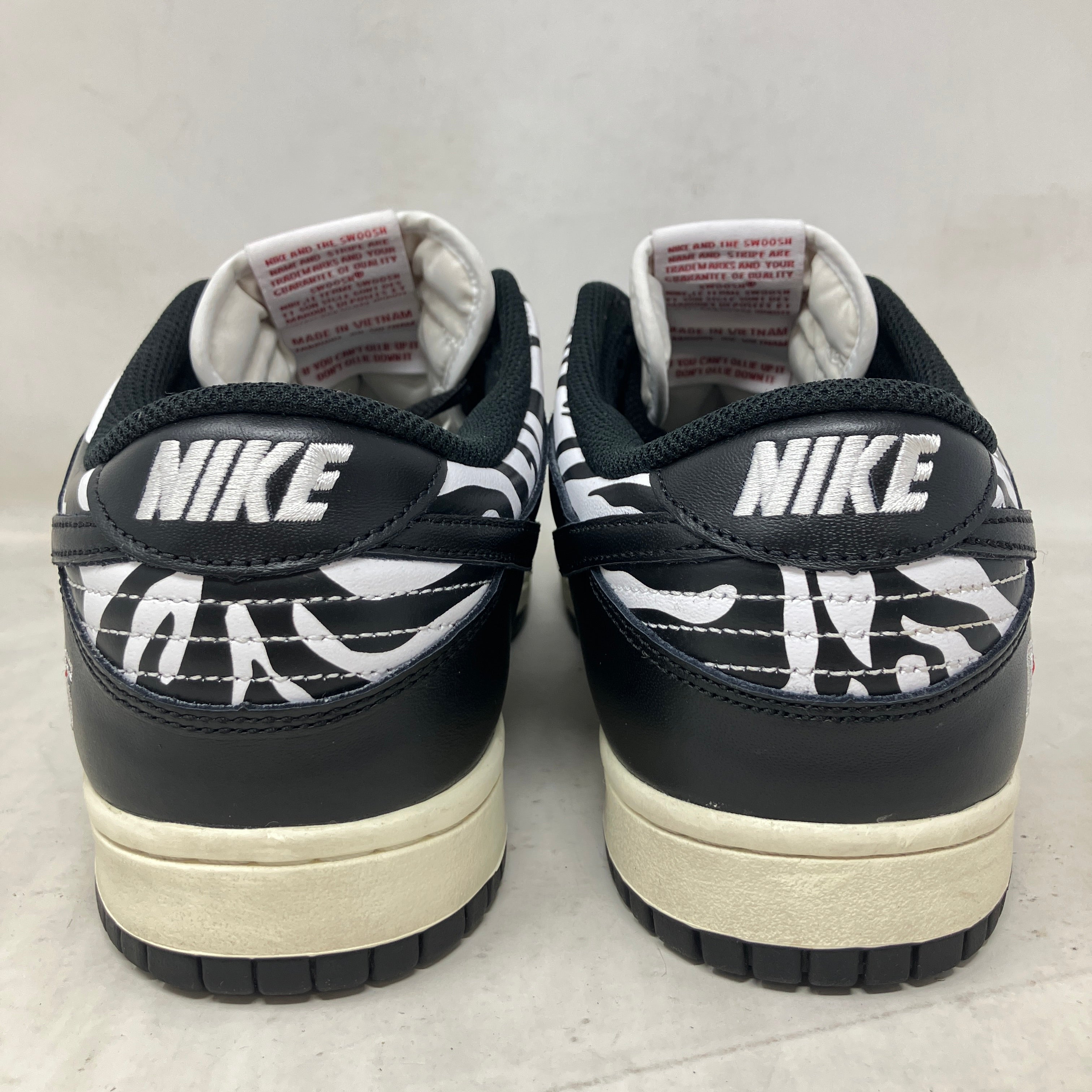 Nike SB Dunk Low OG QS Quartersnacks Zebra