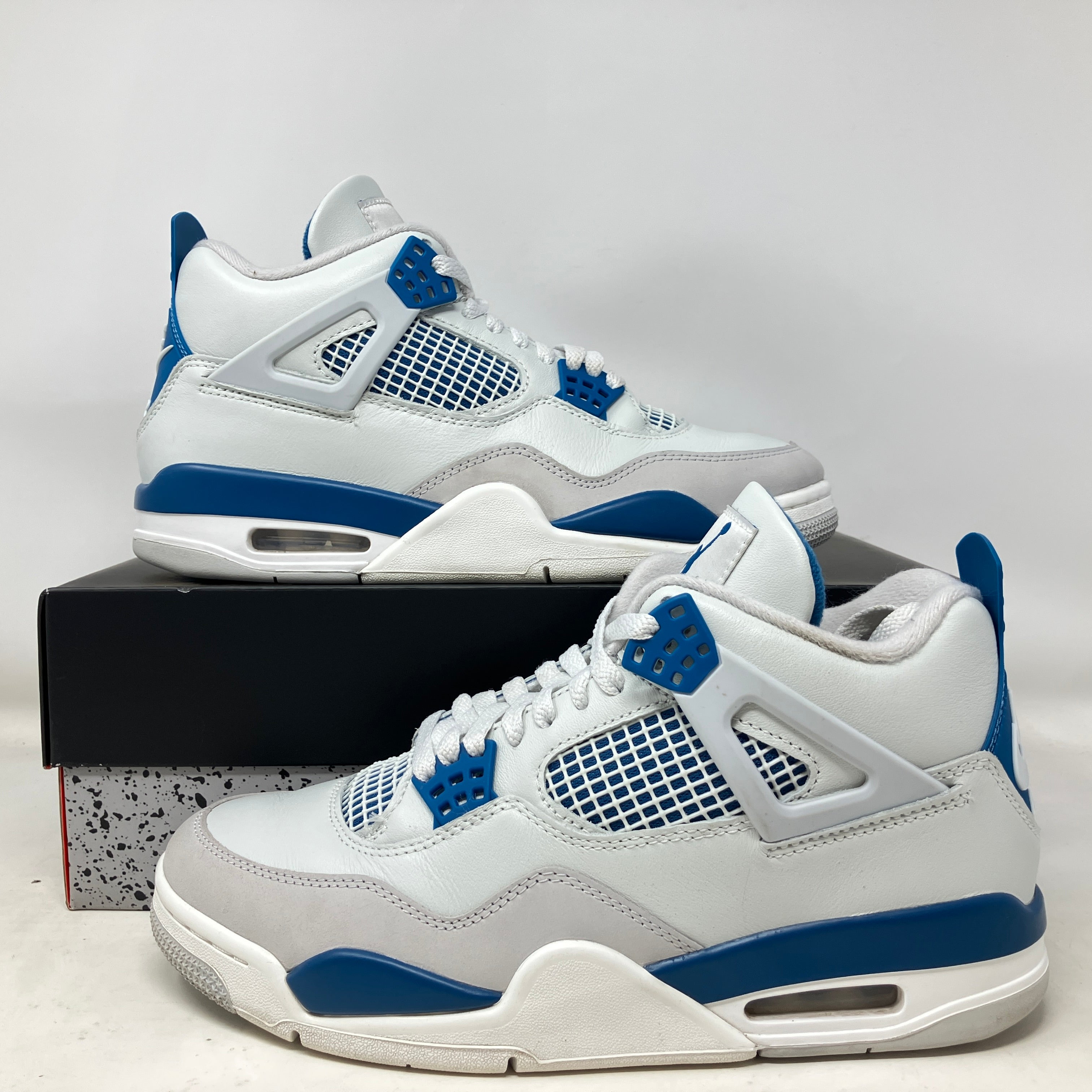Jordan 4 Retro Military Blue (2024)