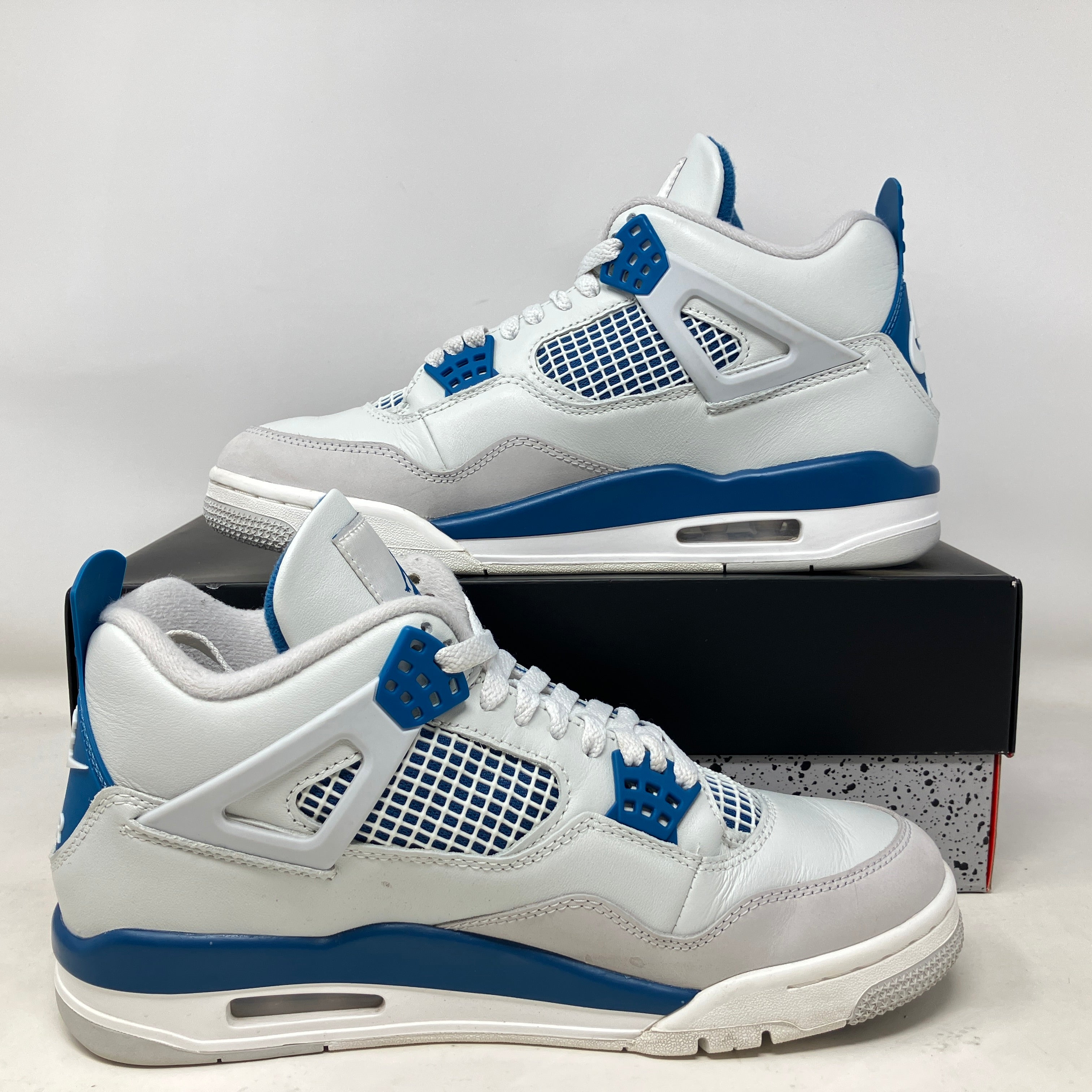 Jordan 4 Retro Military Blue (2024)
