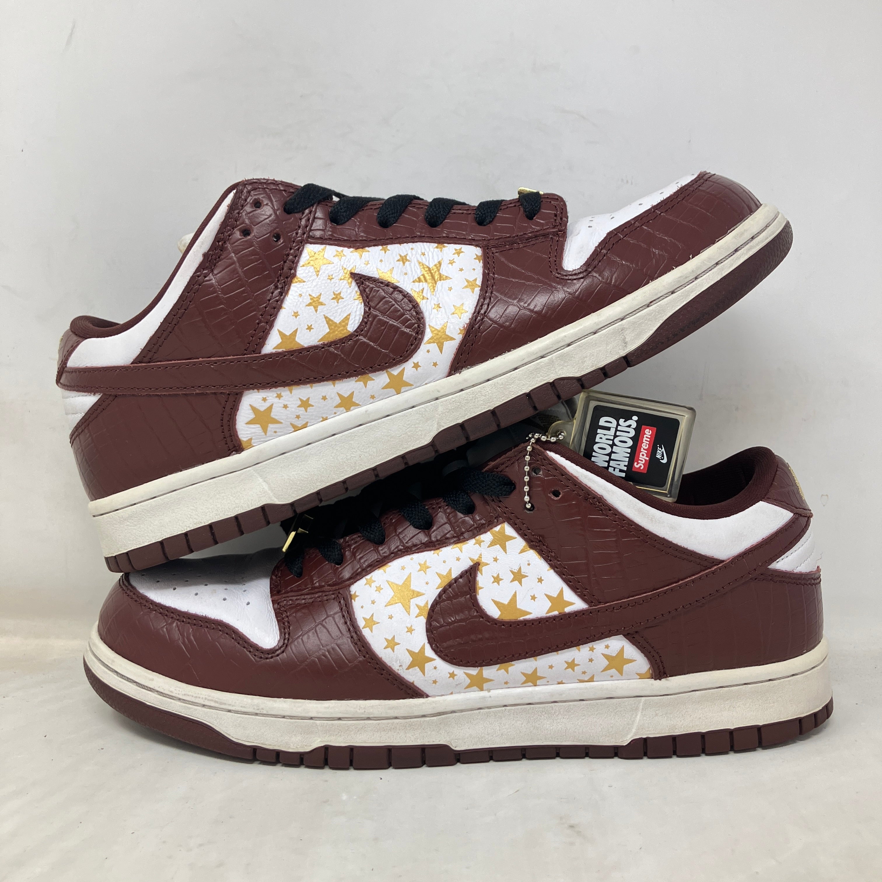 Nike SB Dunk Low Supreme Stars Barkroot Brown (2021)