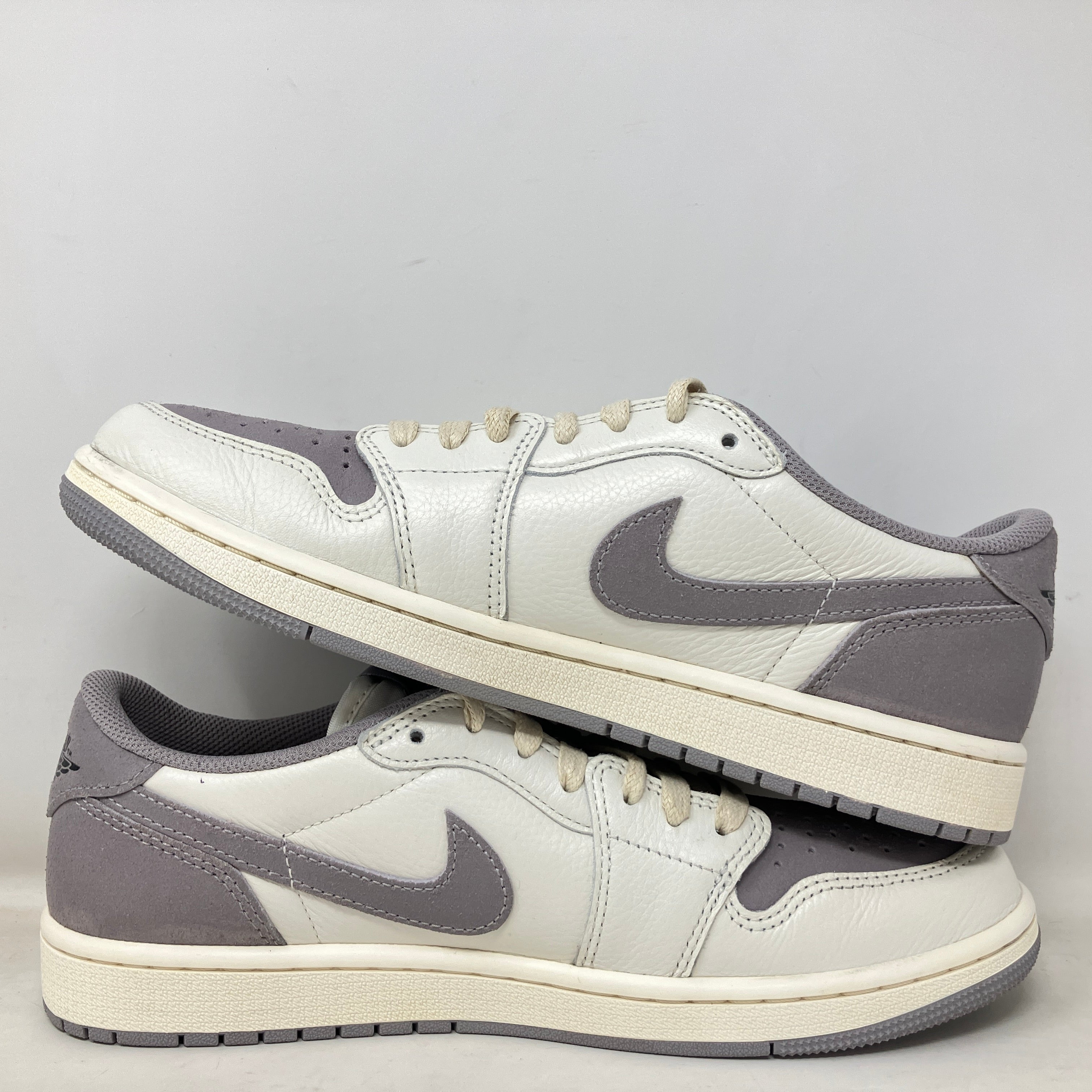 Jordan 1 Retro Low OG Atmosphere Grey
