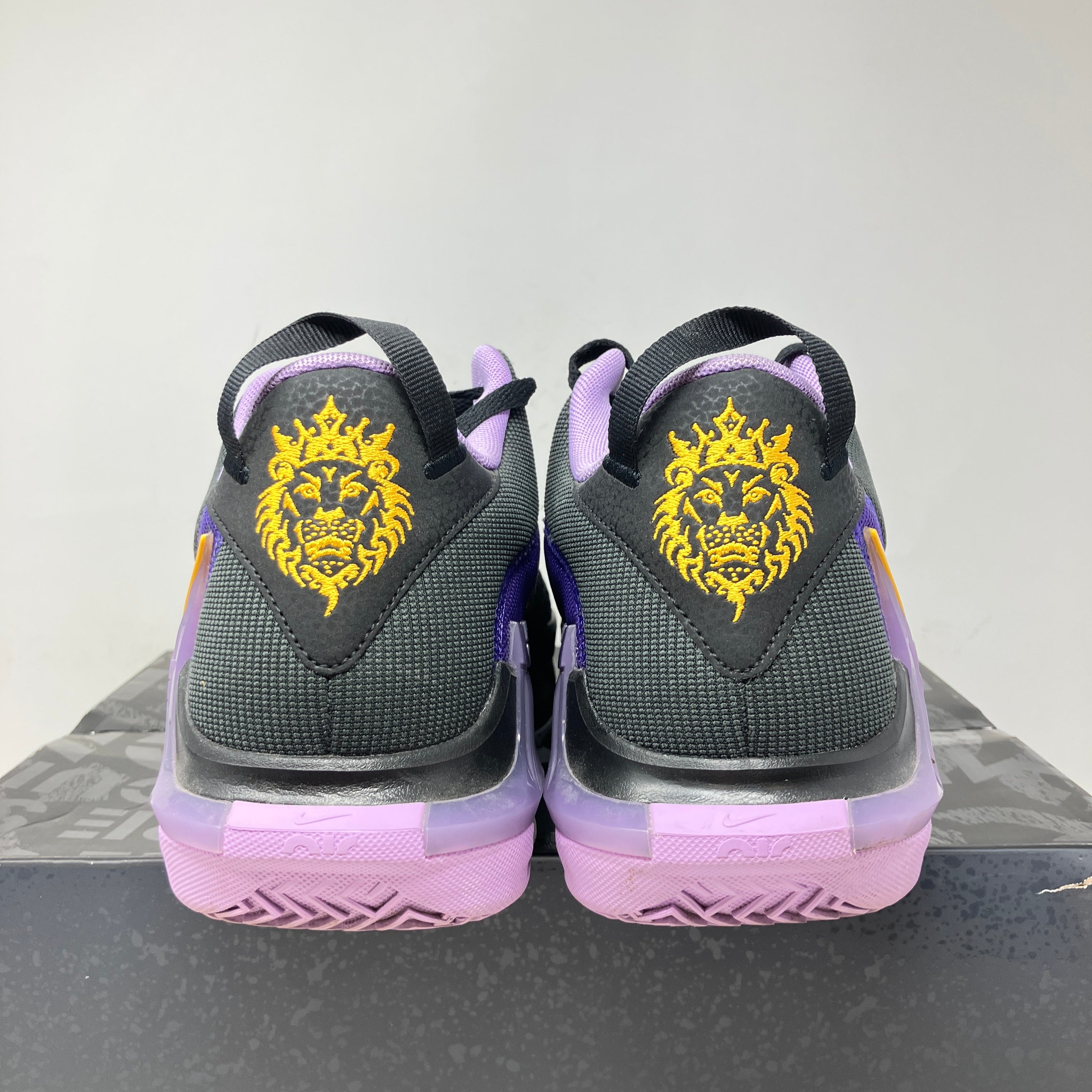 Nike LeBron Witness 7 Lakers