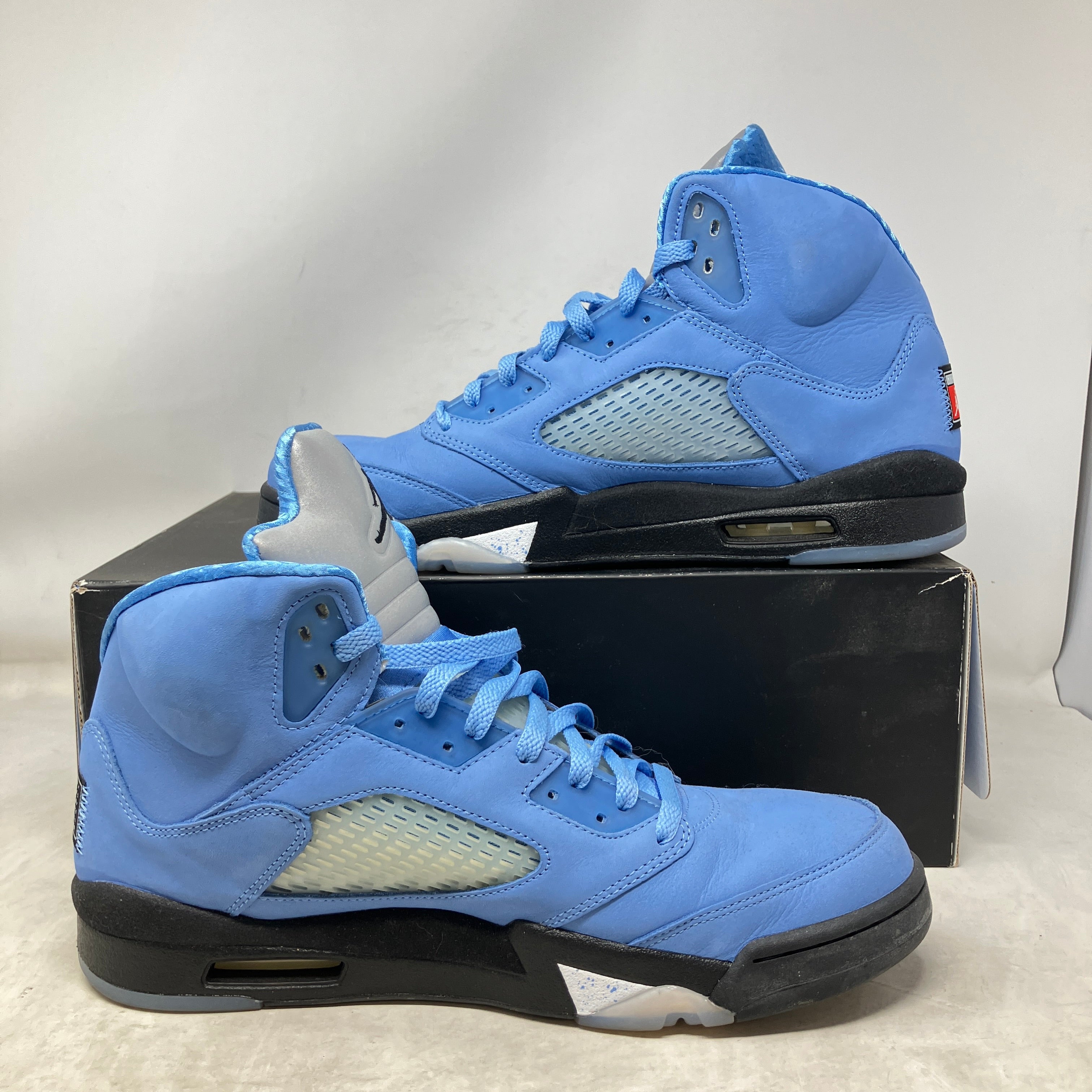 Jordan 5 Retro UNC University Blue