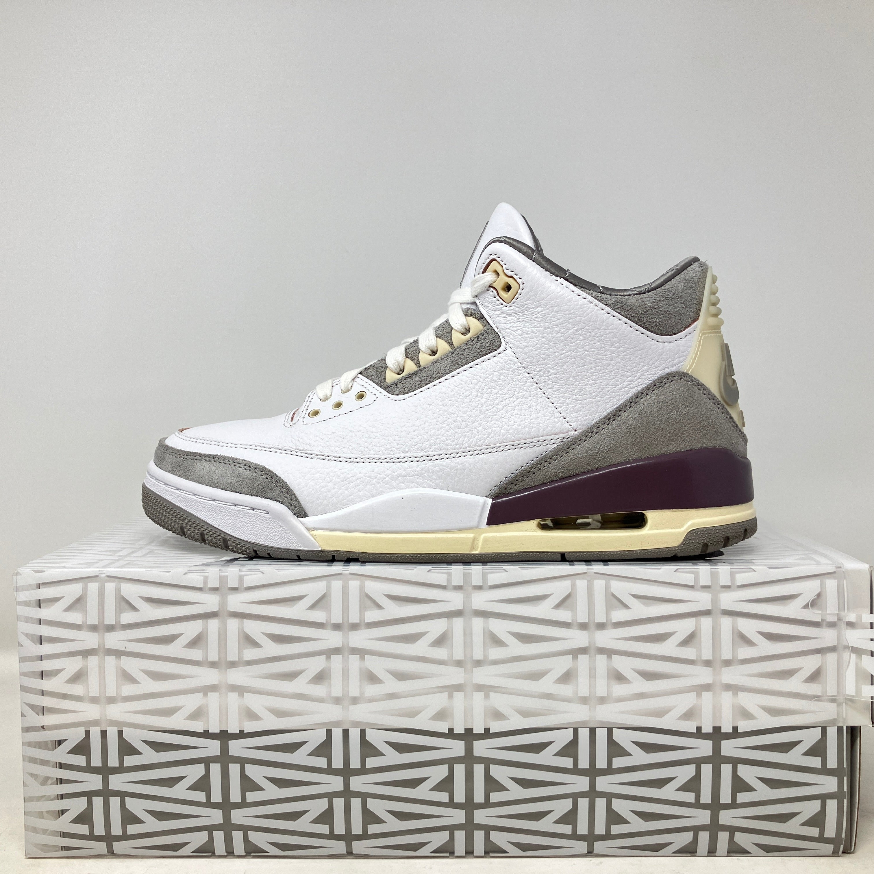 Jordan 3 Retro SP A Ma Maniére (Women's)