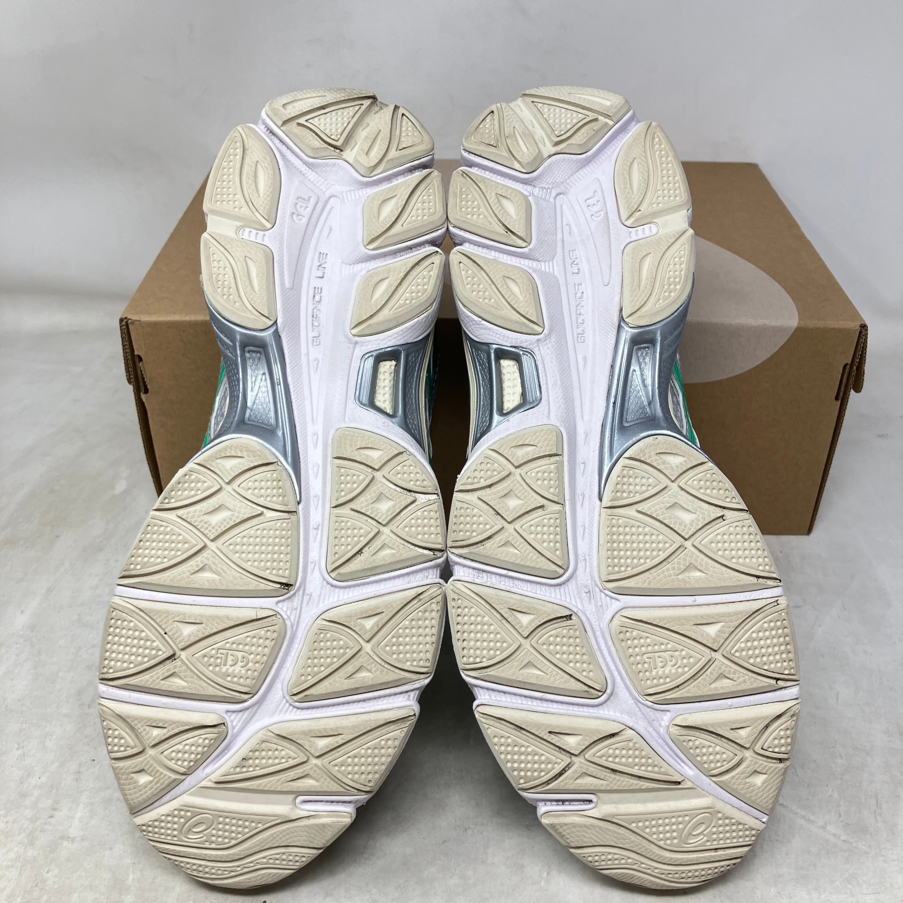 ASICS Gel-Cumulus 16 Tomo Summit Exclusive Cream Malachite Green