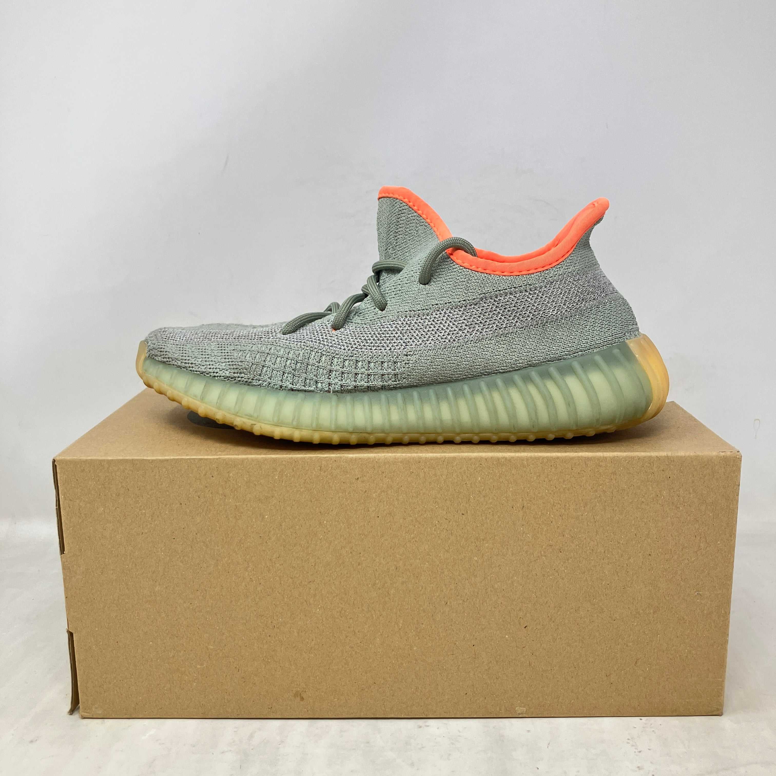 adidas Yeezy Boost 350 V2 Desert Sage pre owned sneakers with all accessories included