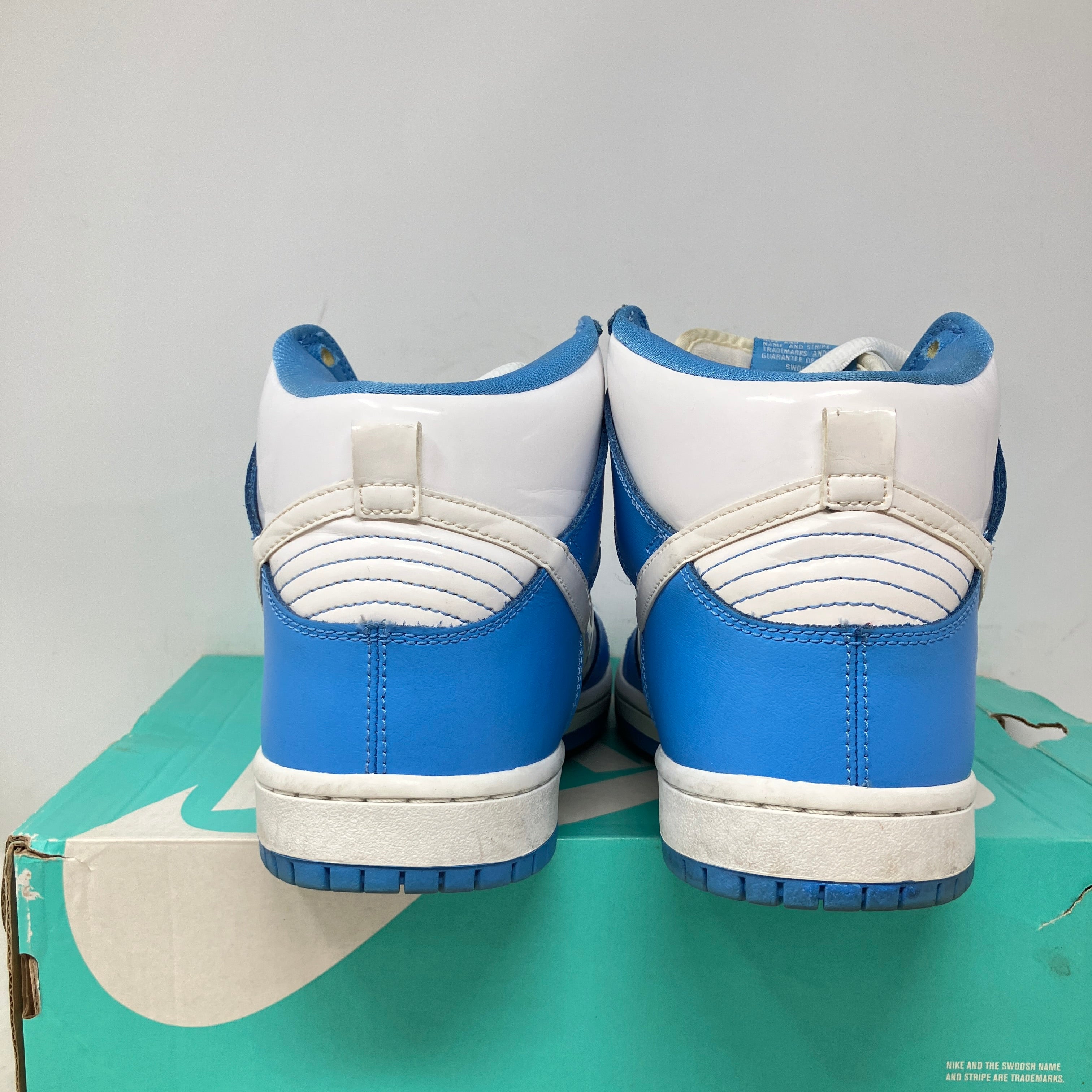 Nike SB Dunk High Rivalry