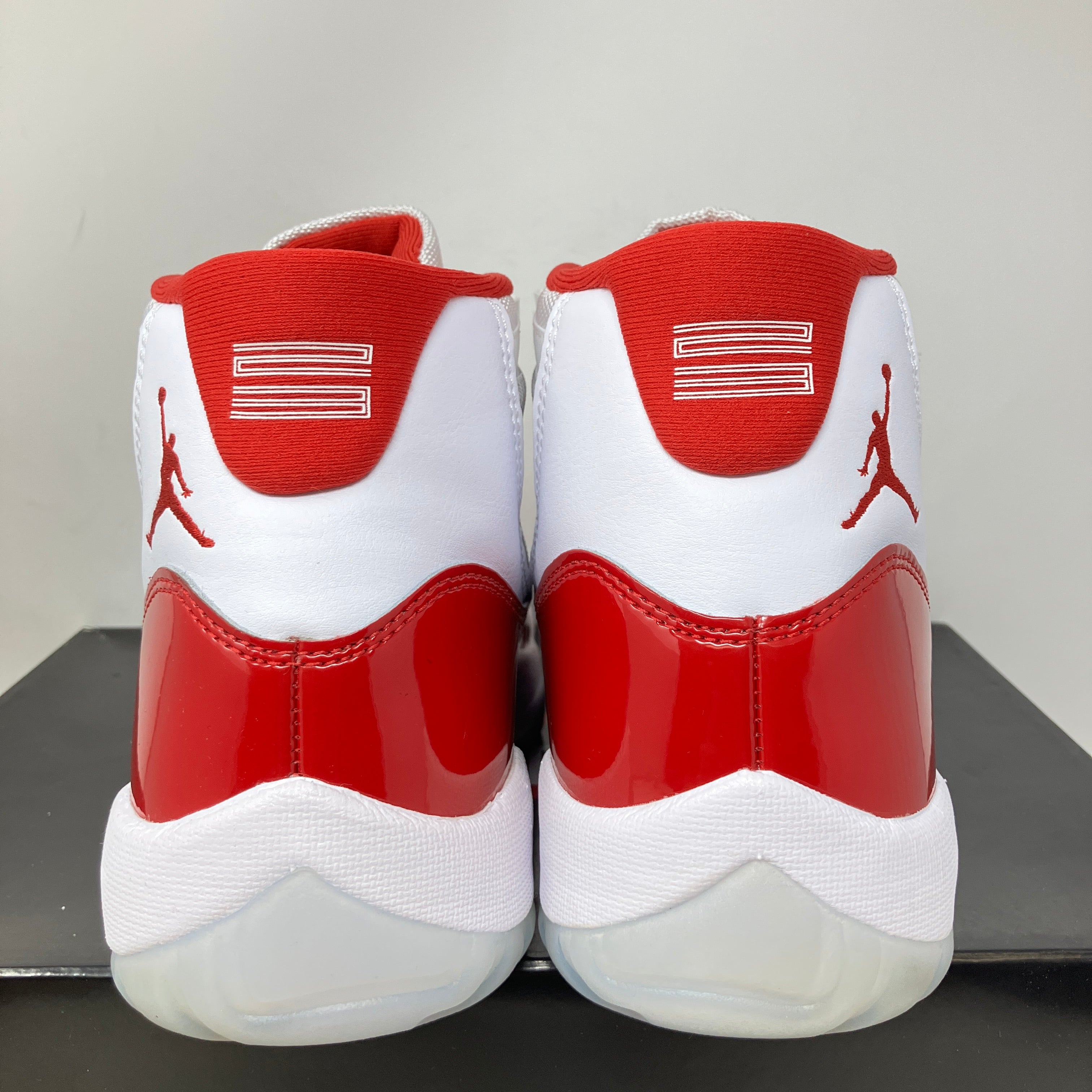 Jordan 11 Retro Cherry (2022)