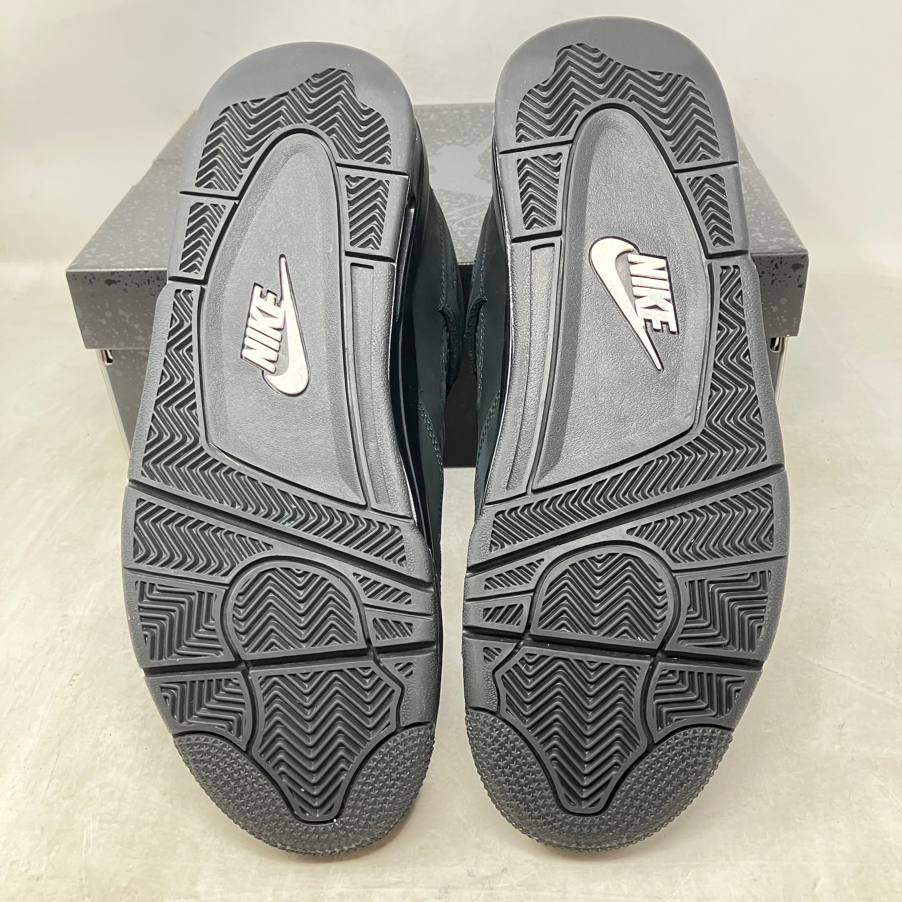 Jordan 4 Retro Black Cat (2025)