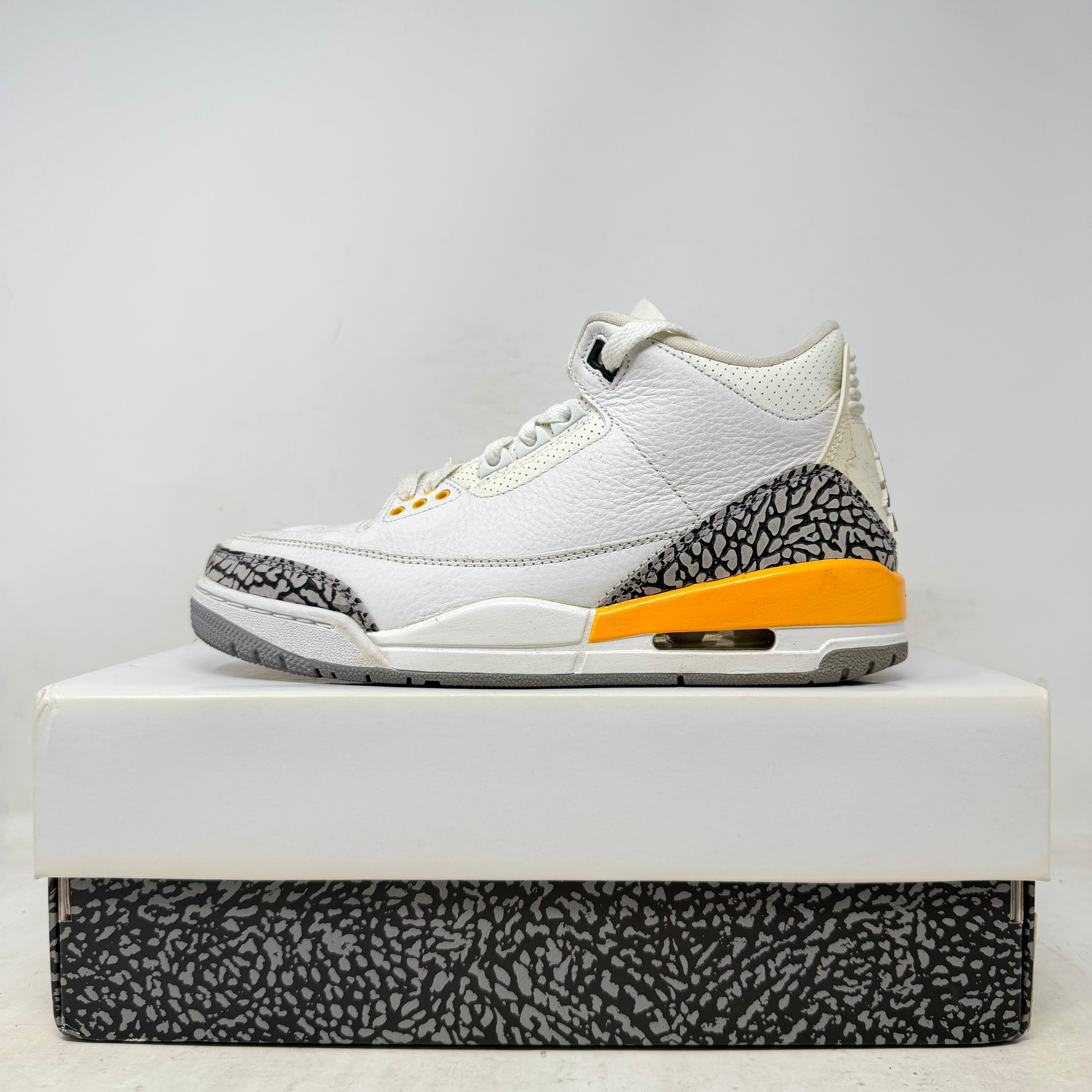 Jordan 3 Retro Laser Orange (Women's)