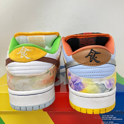 Nike SB Dunk Low Street Hawker (2021)