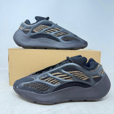 adidas Yeezy 700 V3 Clay Brown