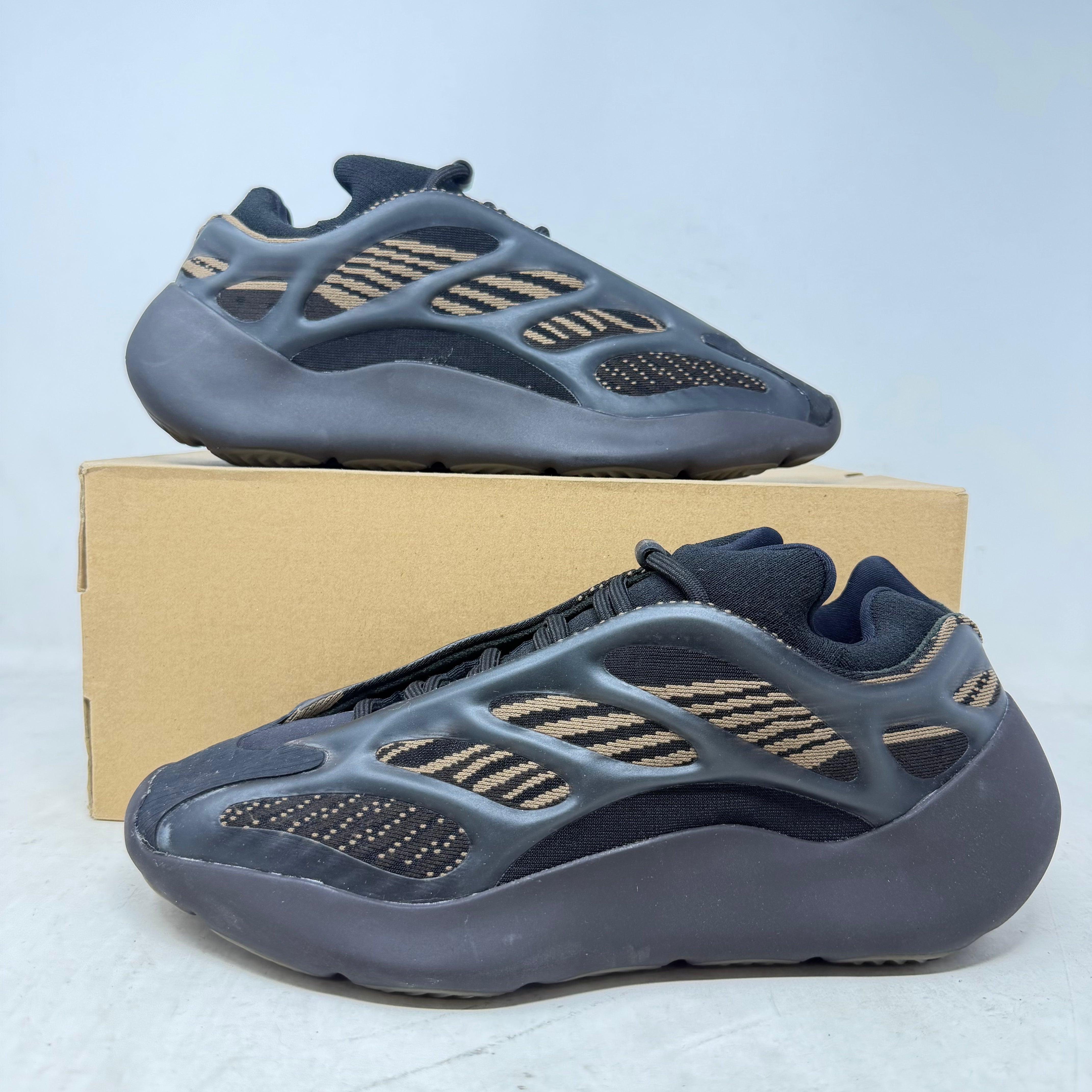 adidas Yeezy 700 V3 Clay Brown