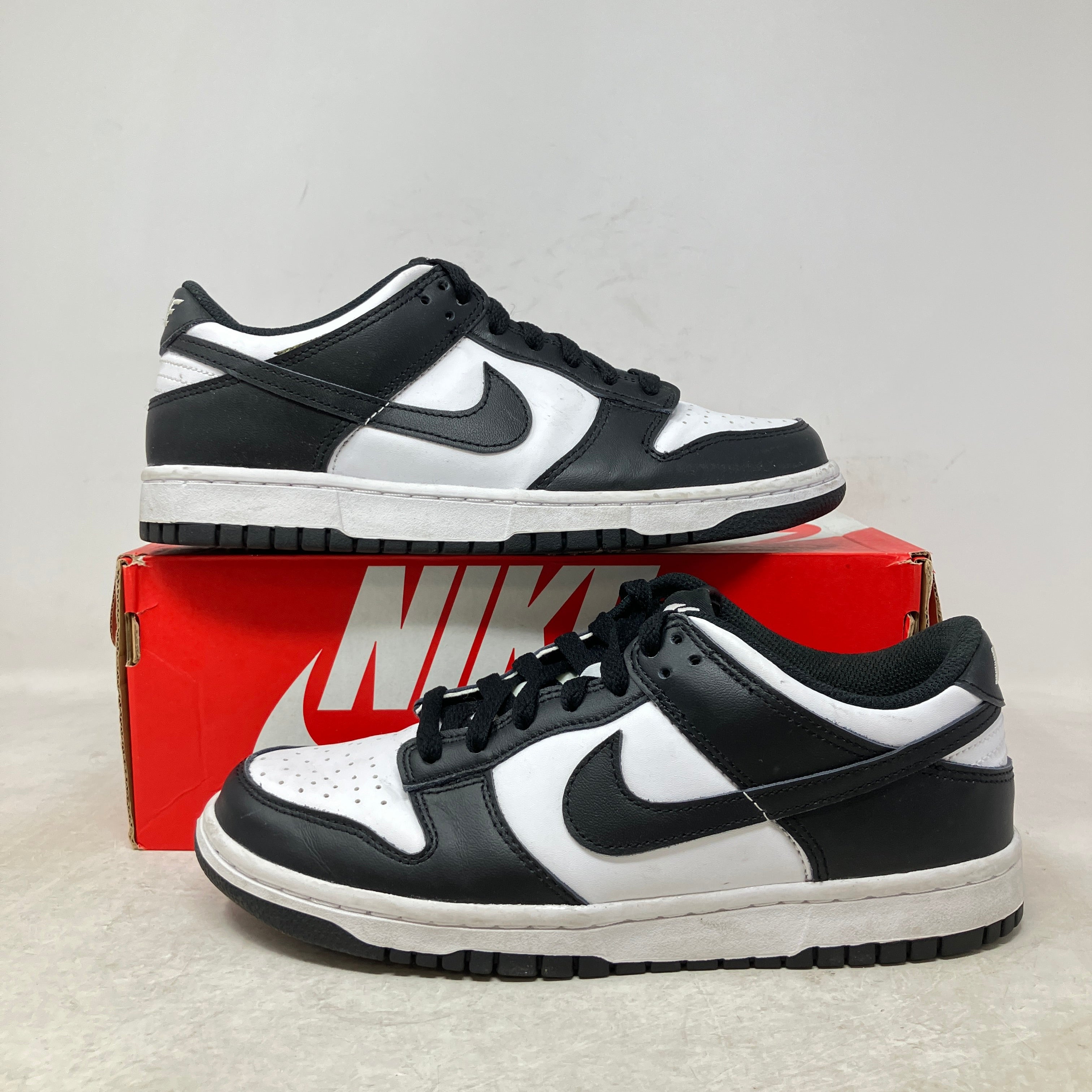 Nike Dunk Low Retro White Black Panda (GS)