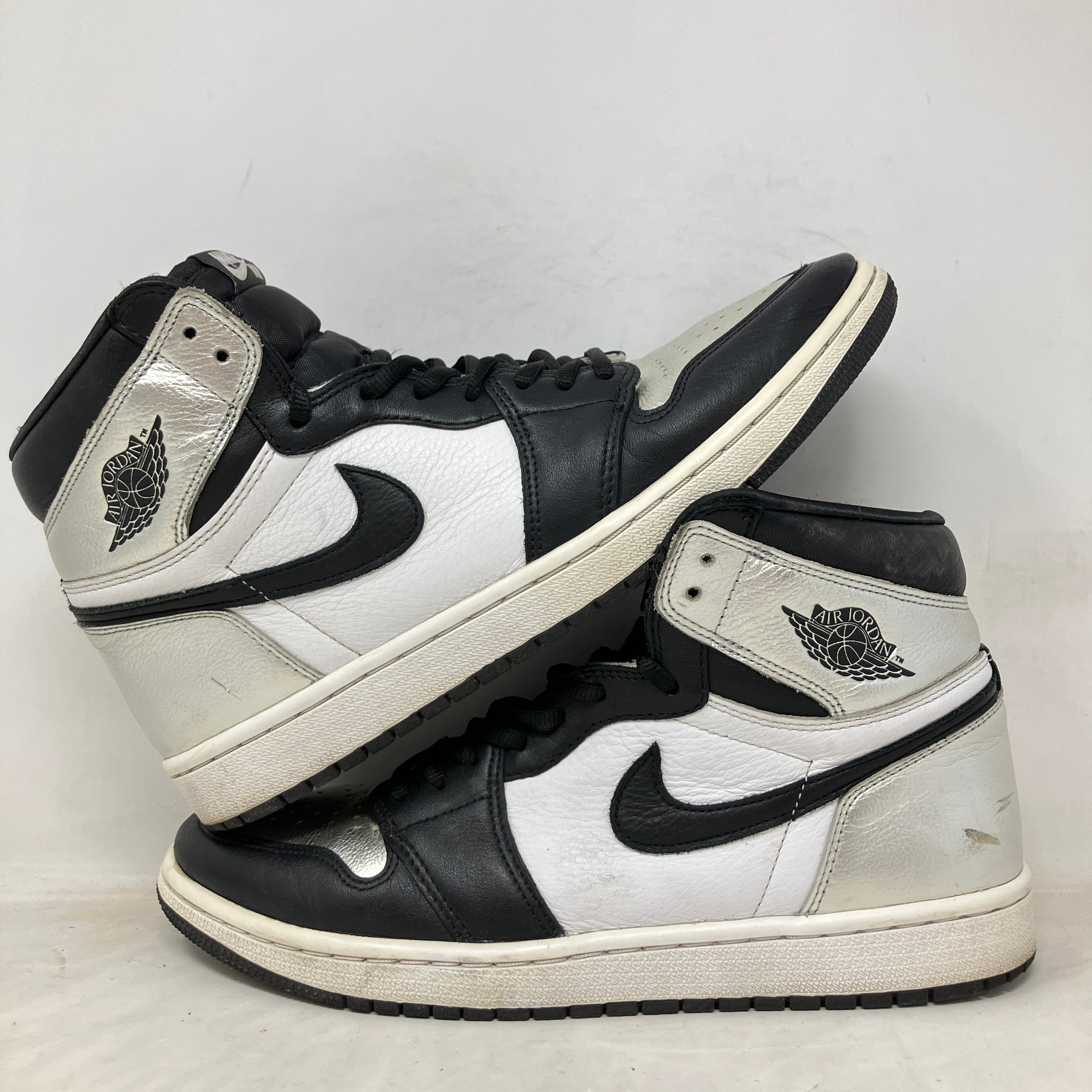 Jordan 1 Retro High Silver Toe (Women's)