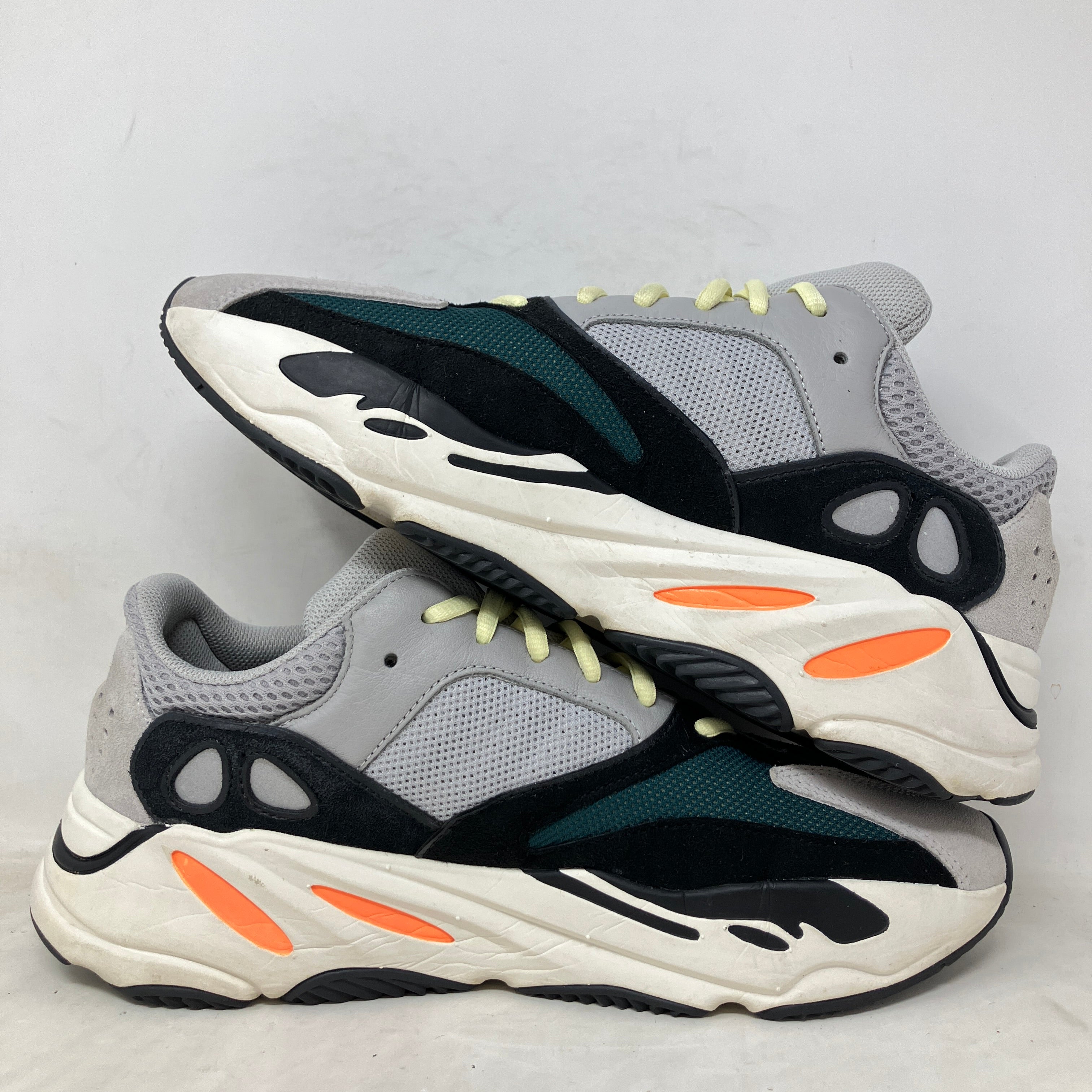 adidas Yeezy Boost 700 Wave Runner
