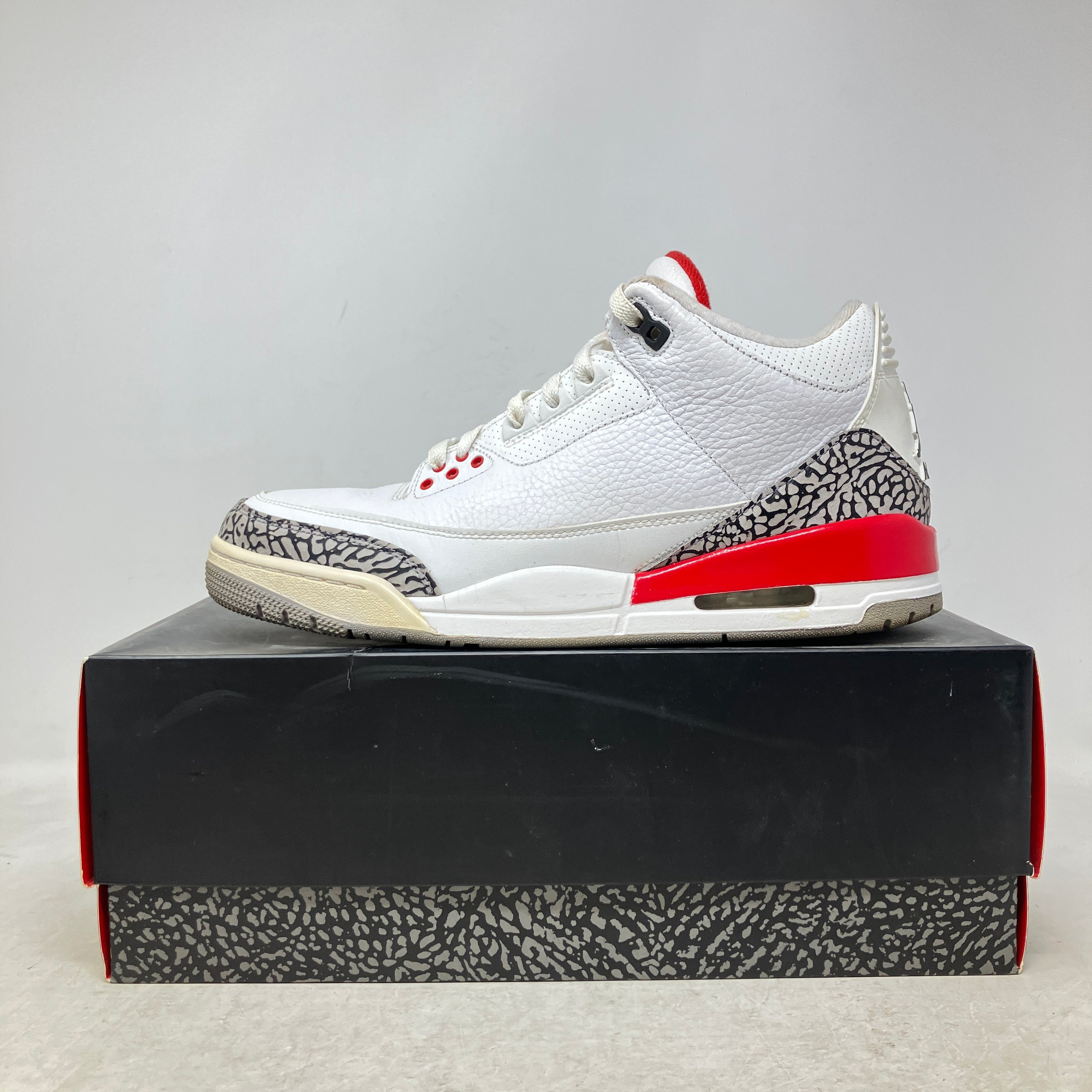 Jordan 3 Retro Hall of Fame
