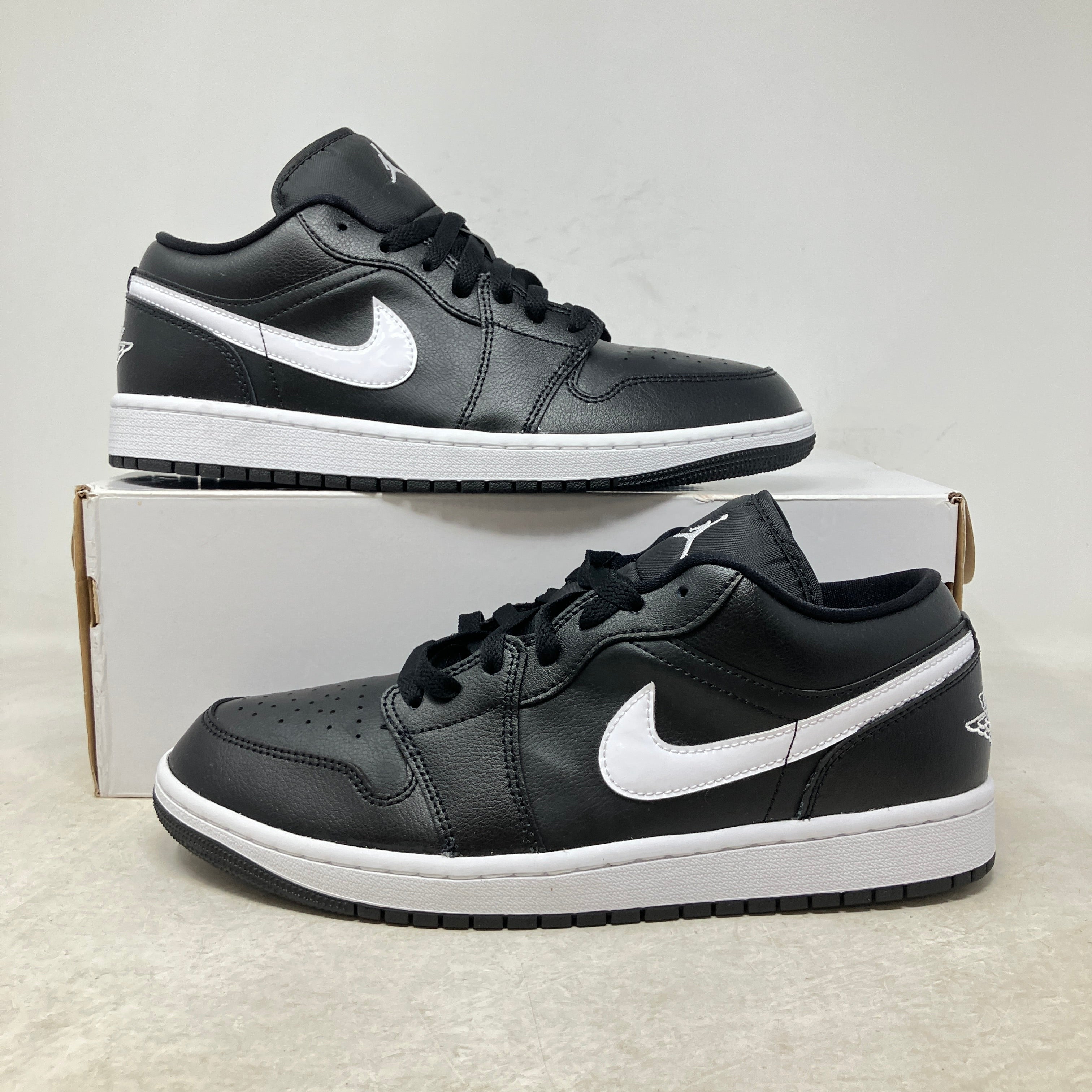 Jordan 1 Low Black White (2022) (Women's)
