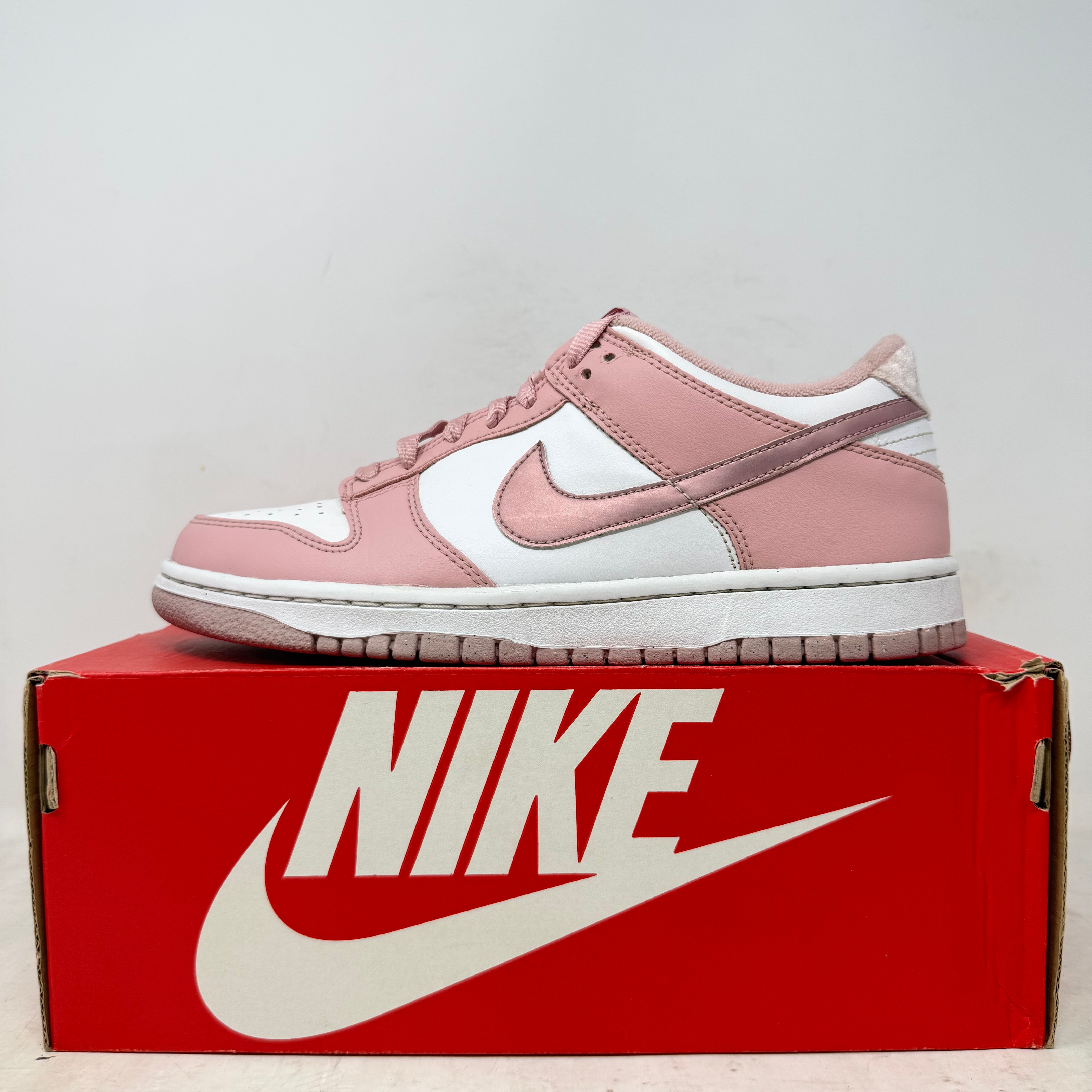 Nike Dunk Low Pink Velvet (GS)