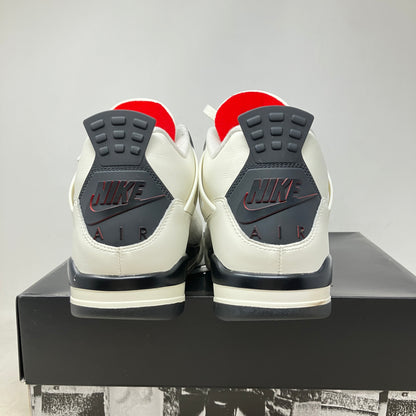 Jordan 4 Retro Flight Club