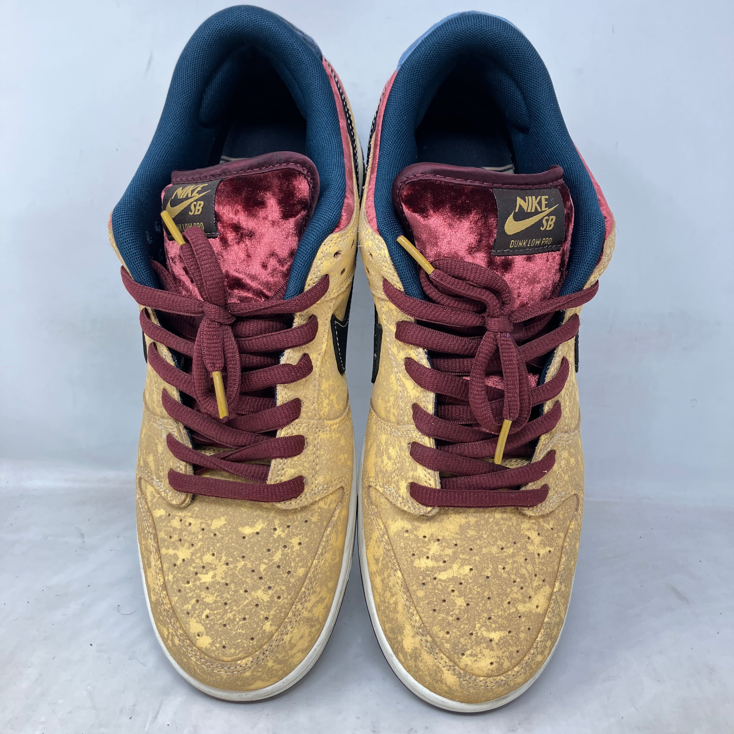 Nike SB Dunk Low City of Cinema