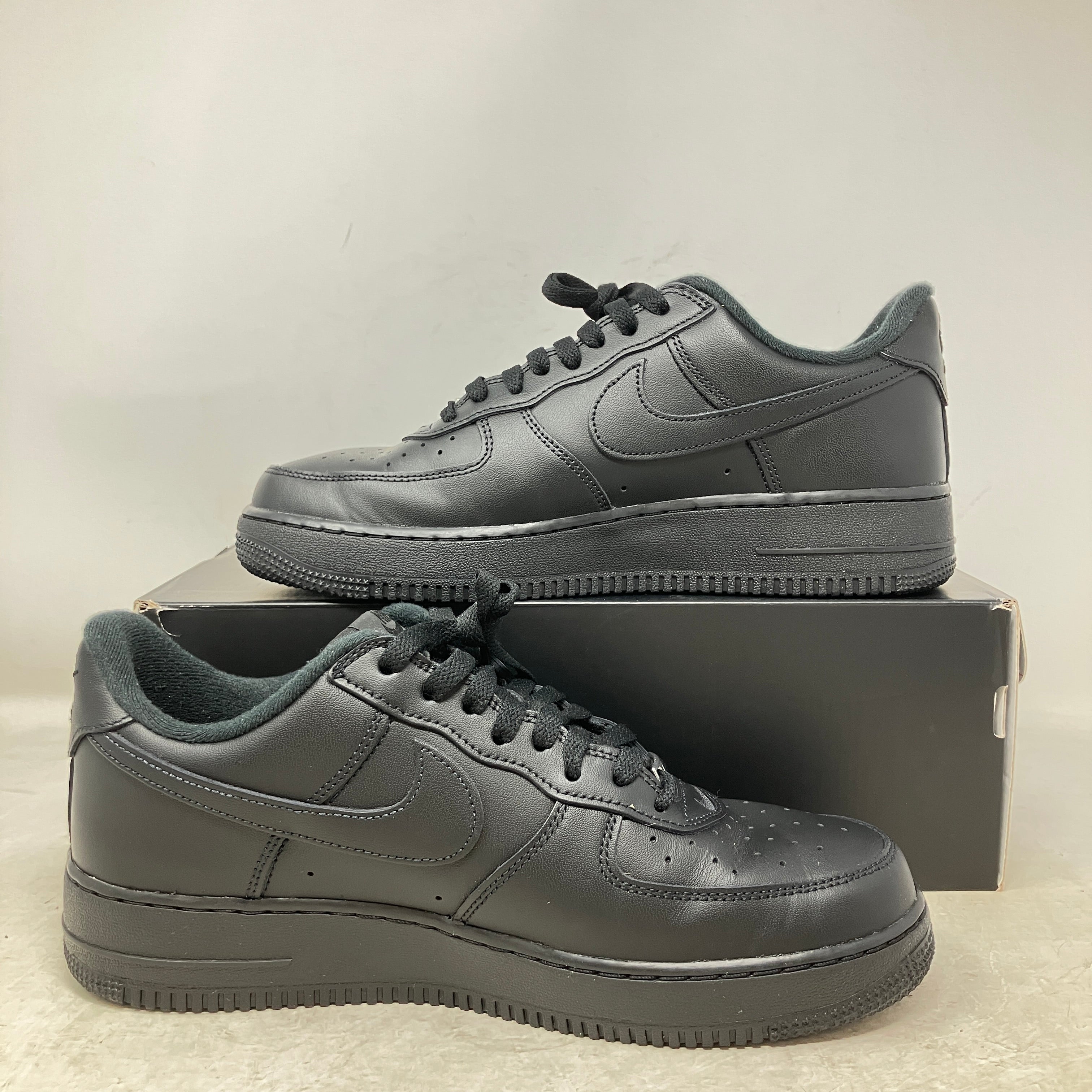Nike Air Force 1 Low Supreme Black
