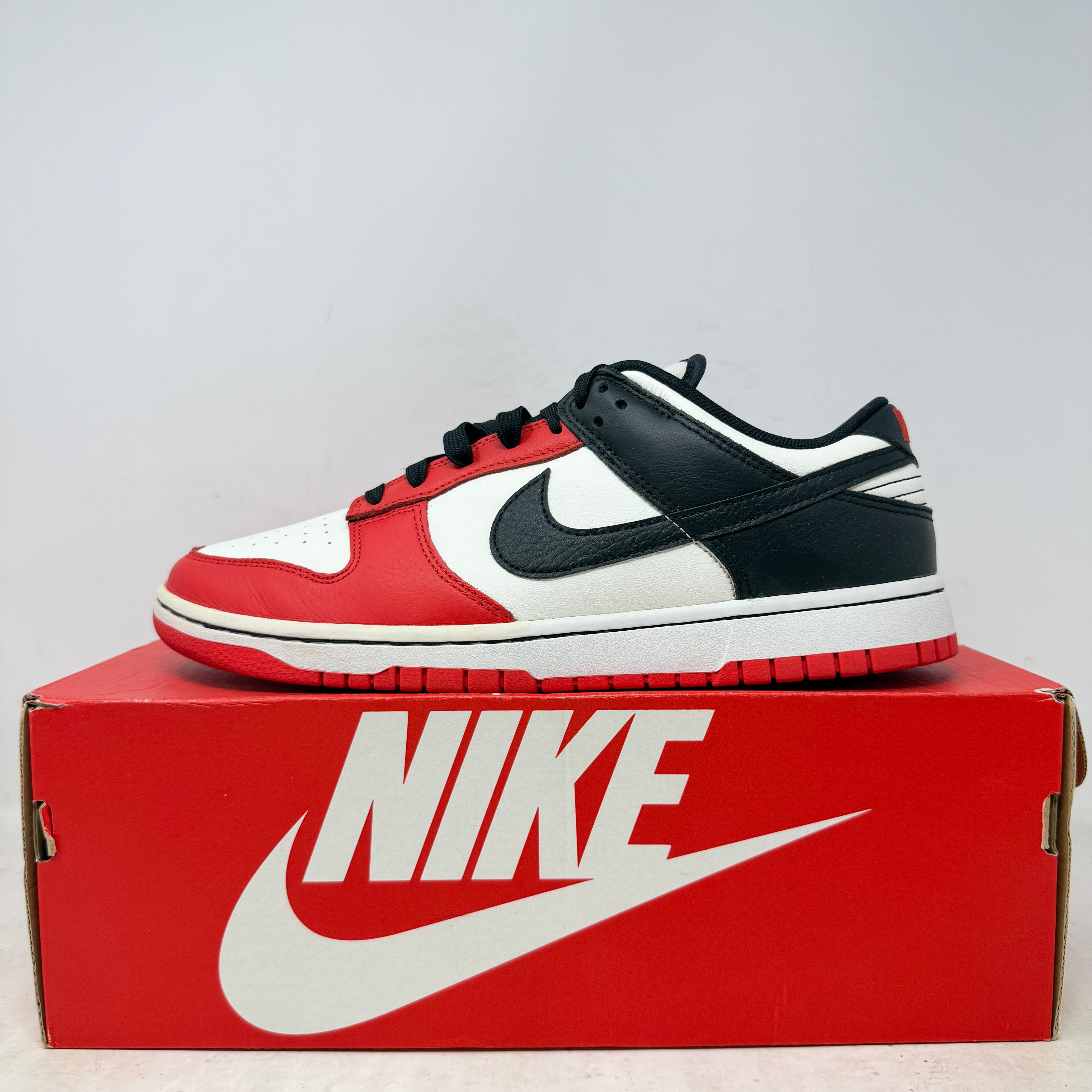 Nike Dunk Low EMB NBA 75th Anniversary Chicago