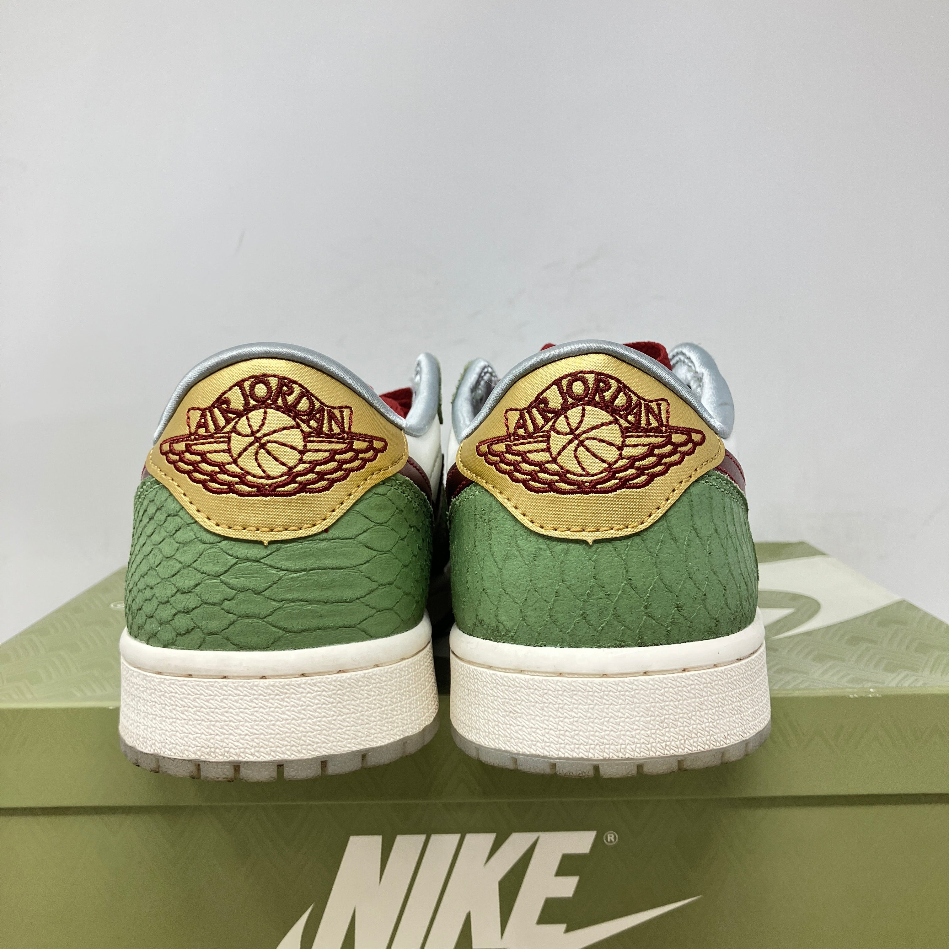 Jordan 1 Retro Low OG Year of the Dragon (2024)