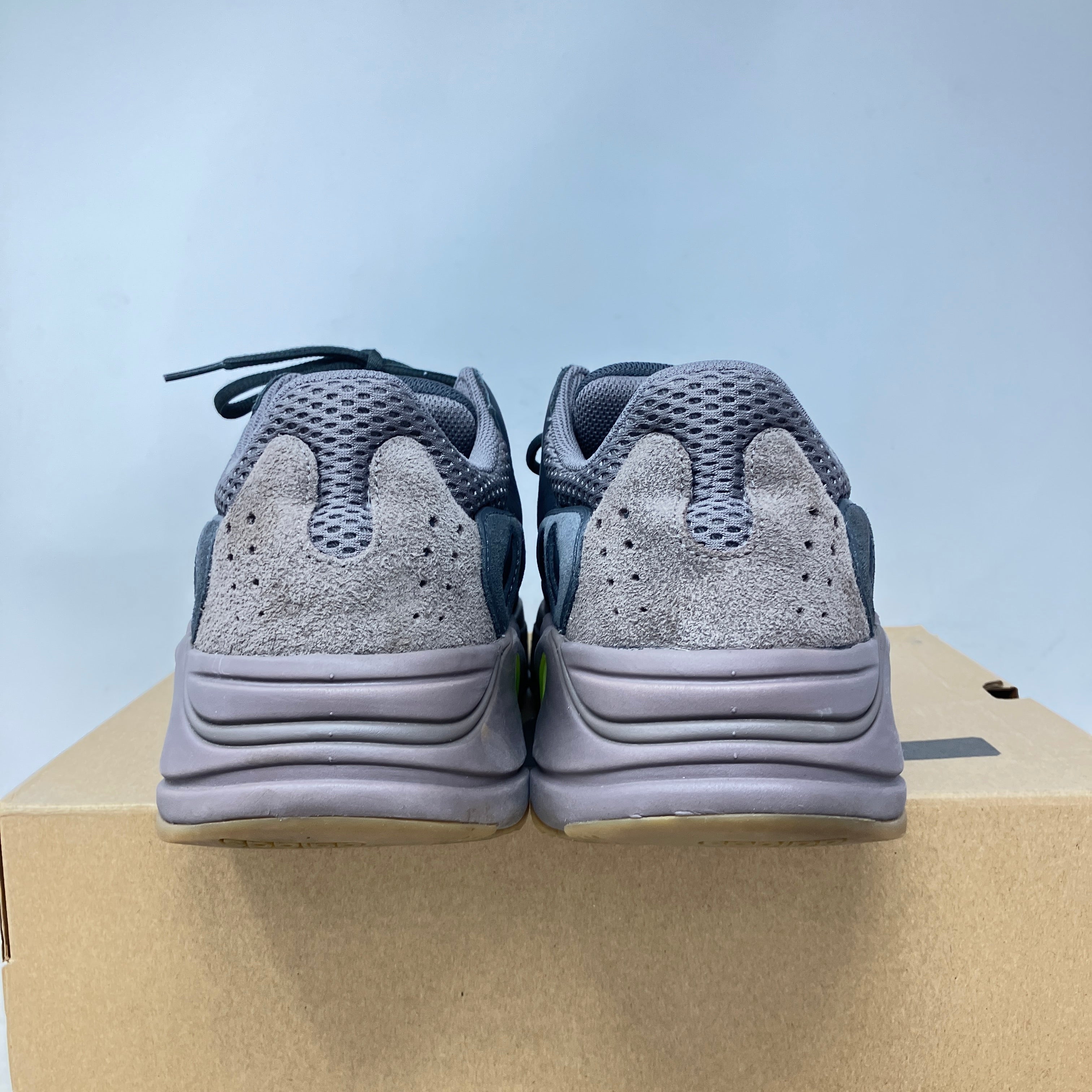 adidas Yeezy Boost 700 Mauve