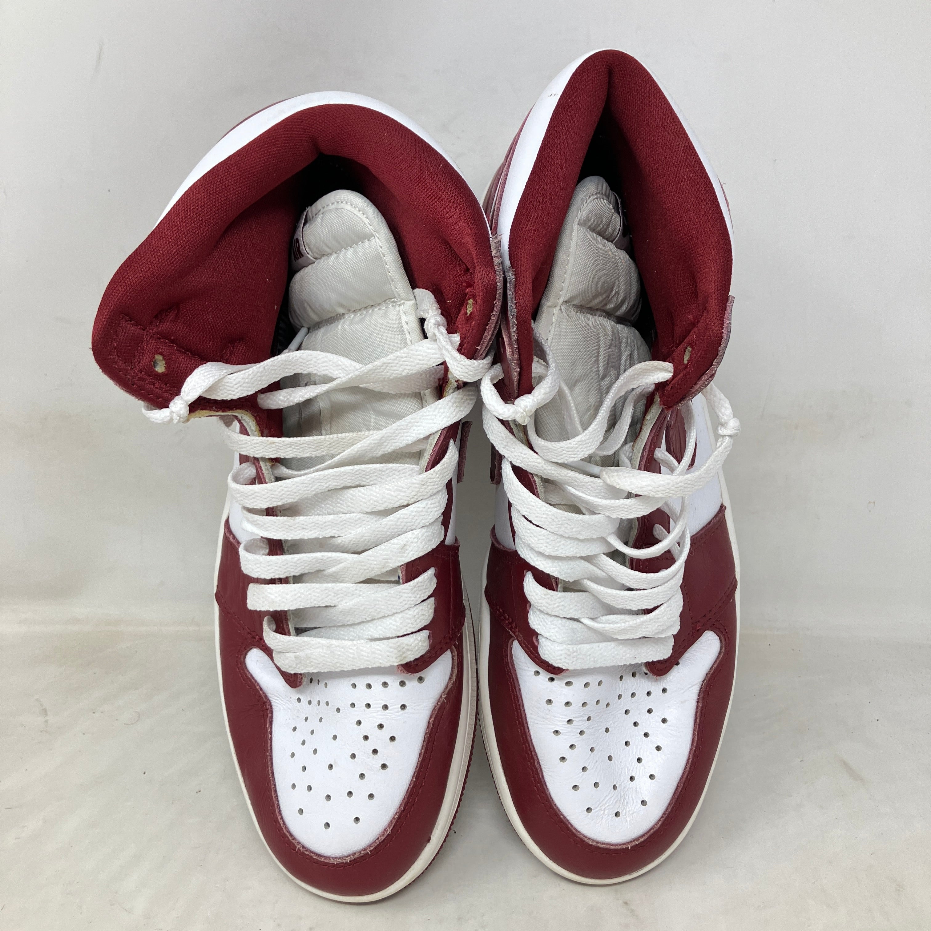 Jordan 1 Retro High OG Artisanal Team Red