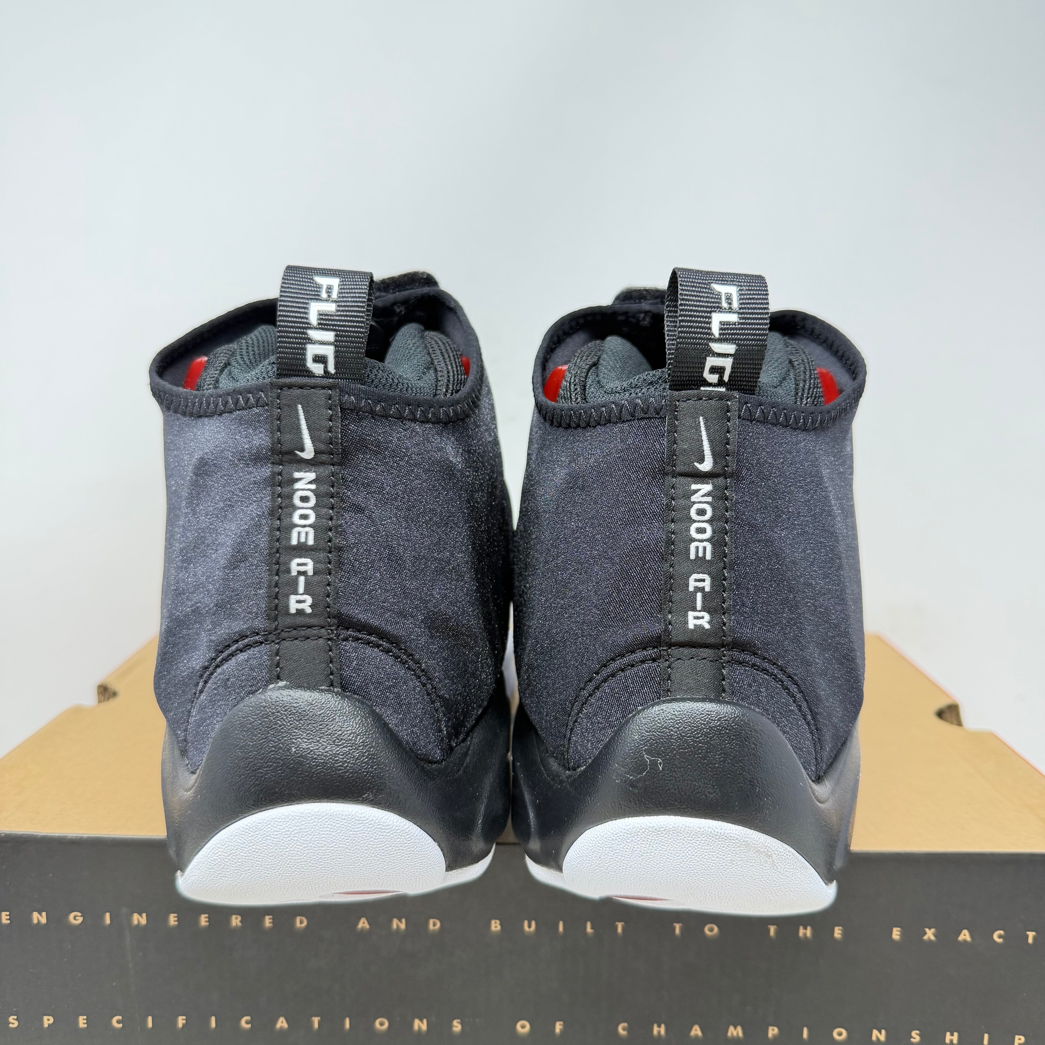 Nike Air Zoom Flight The Glove Black White OG (2026)