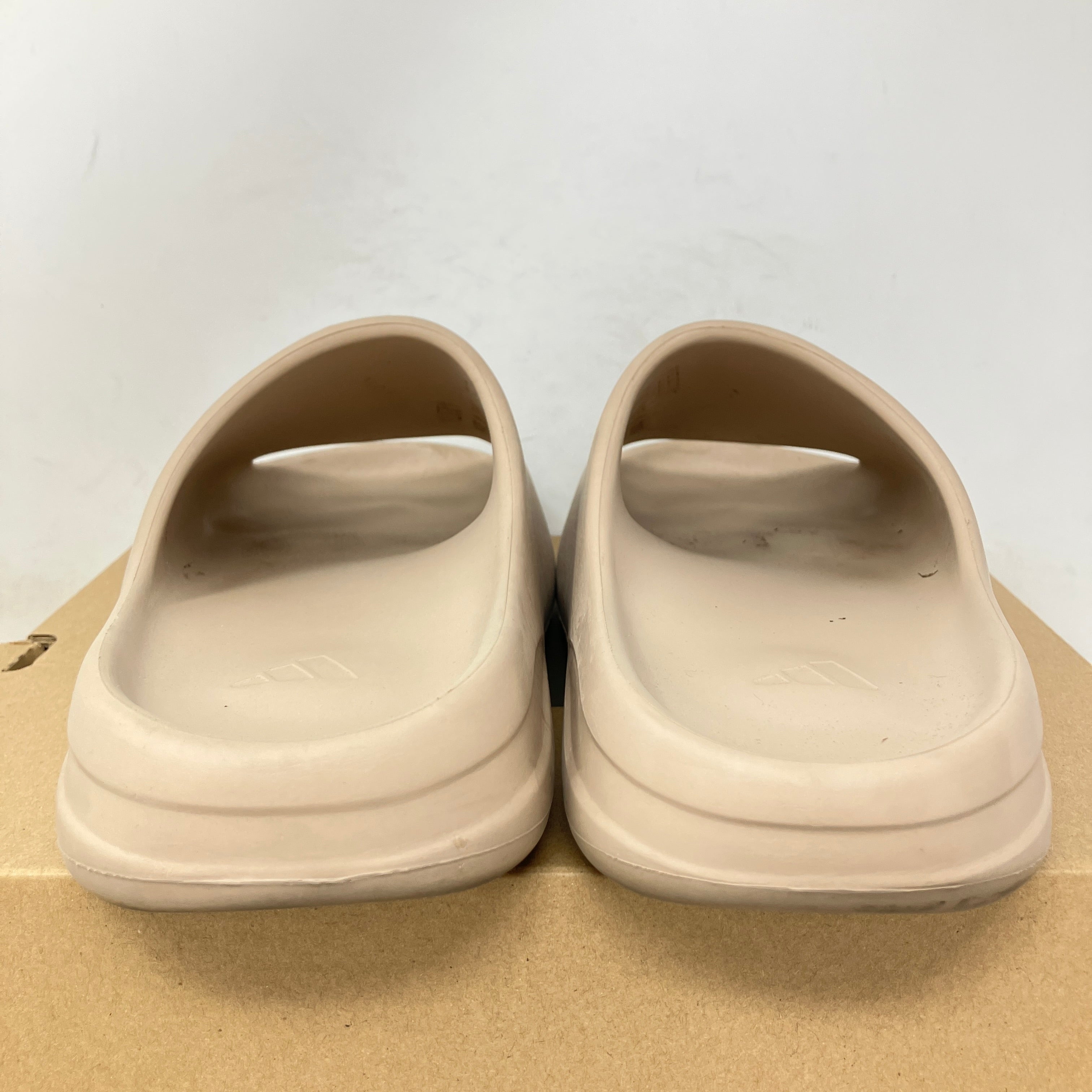 adidas Yeezy Slide Pure (First Release)