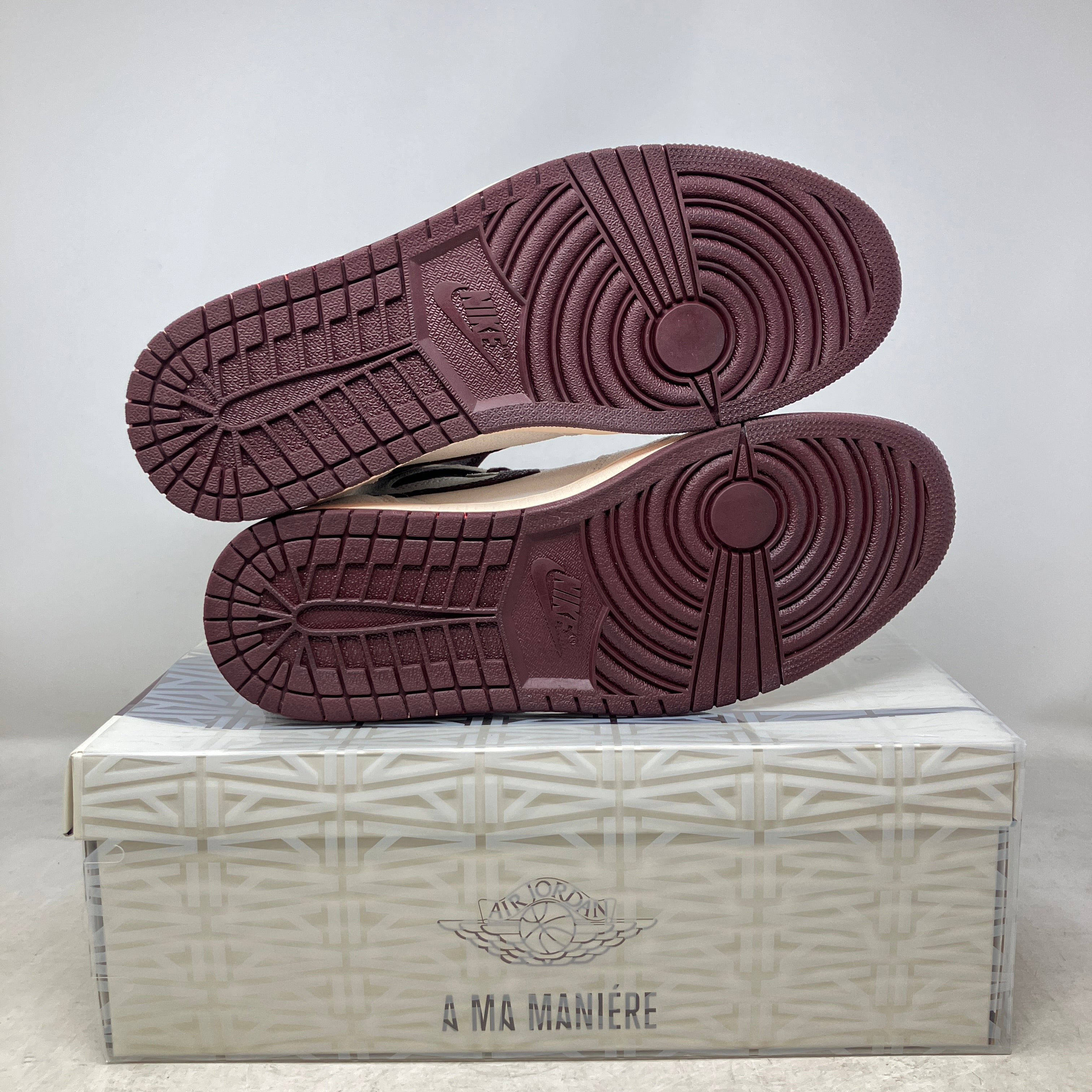 Jordan 1 Retro High OG A Ma Maniére