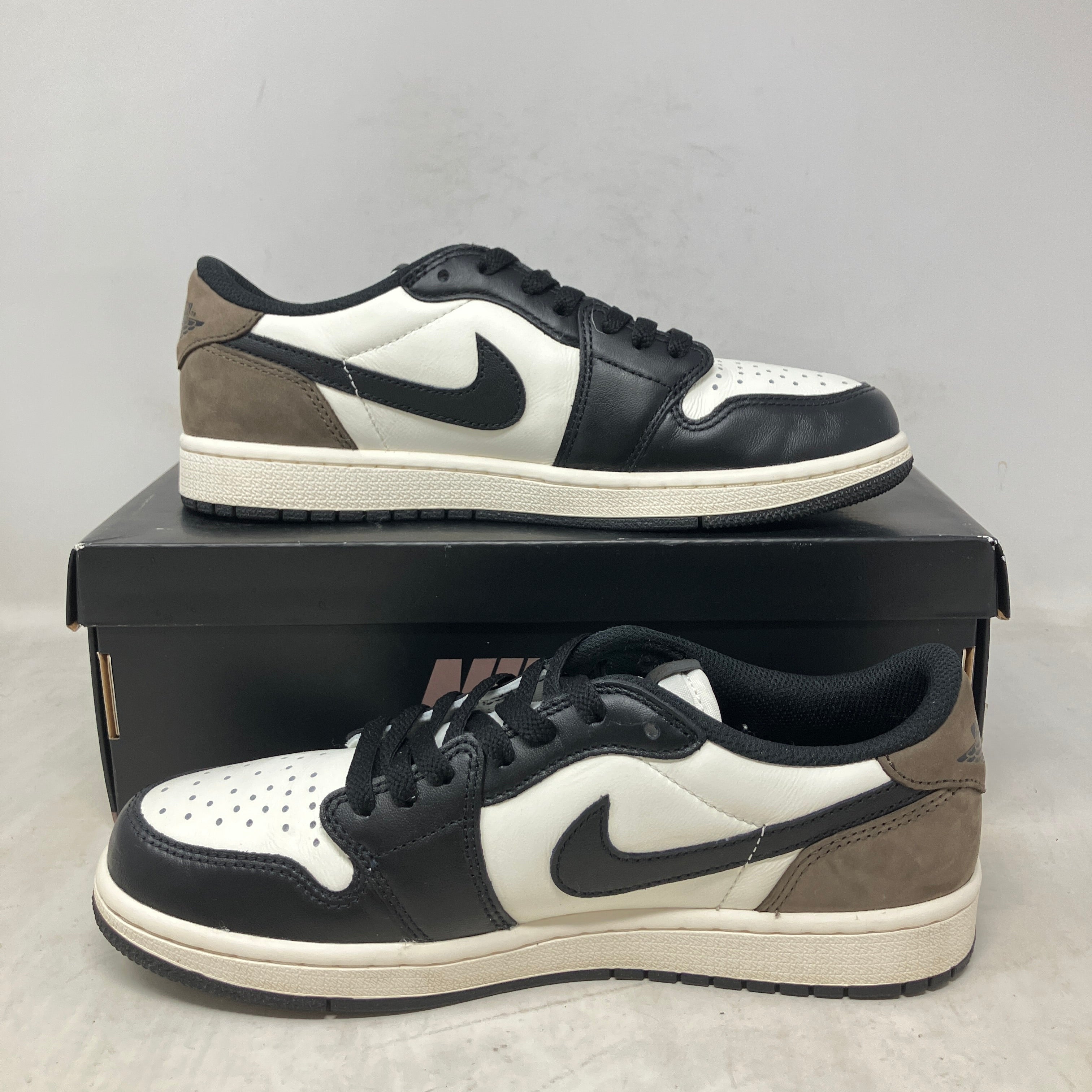 Jordan 1 Retro Low OG Mocha