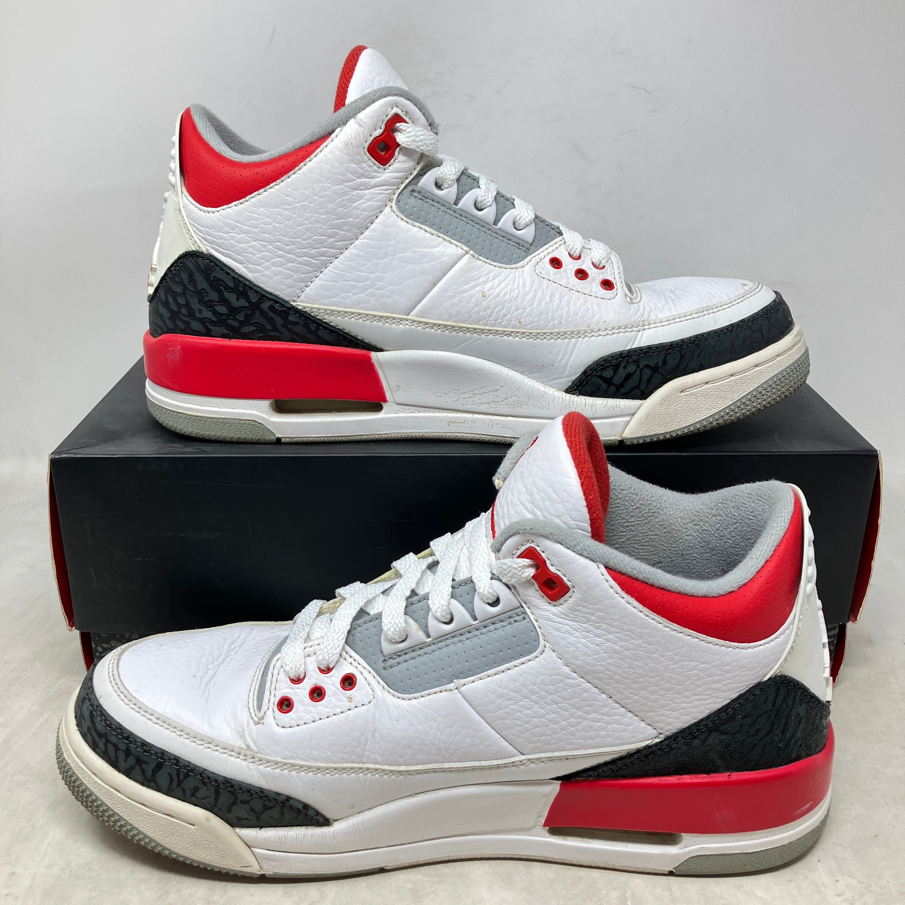 Jordan 3 Retro Fire Red (2013)