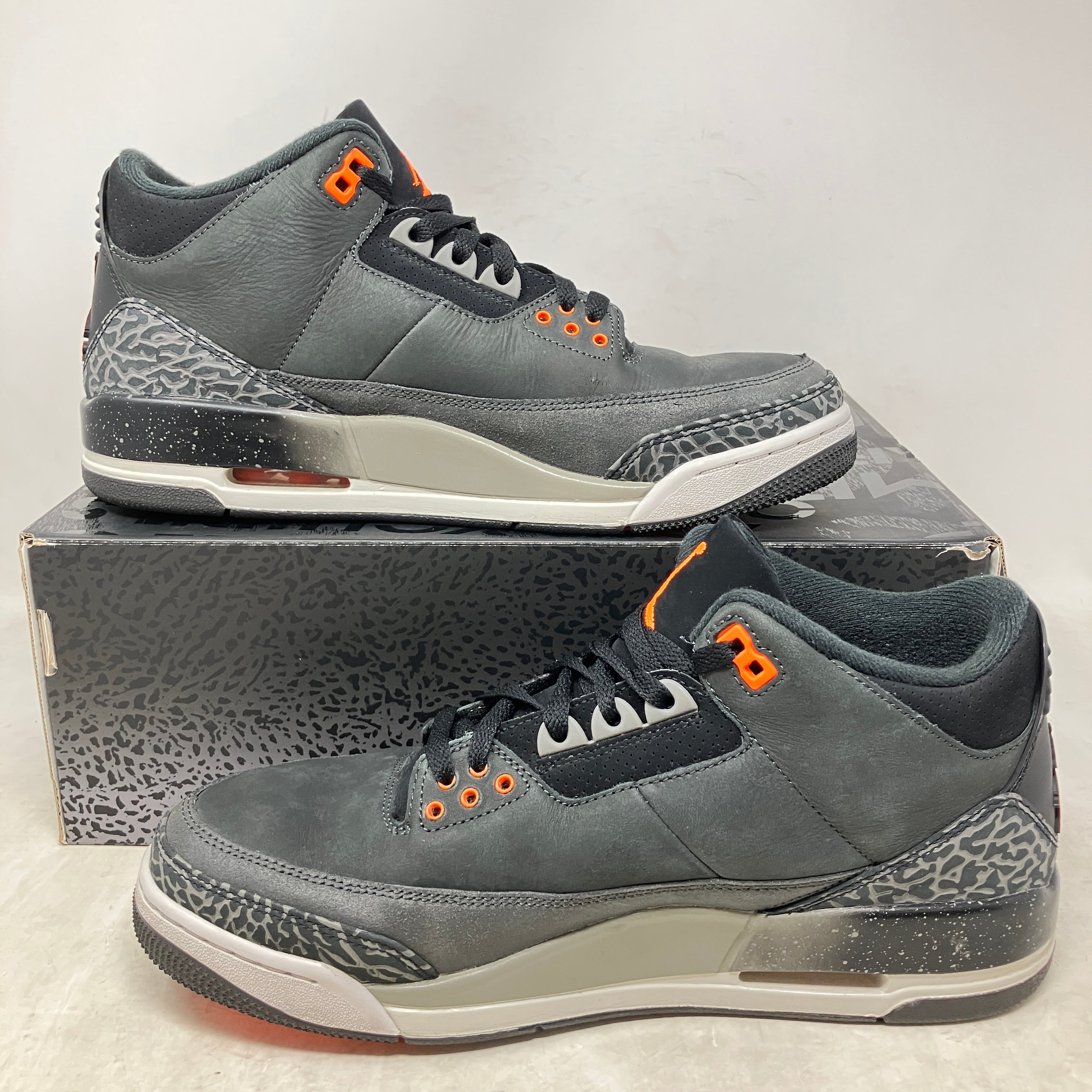 Jordan 3 Retro Fear Pack (2023)