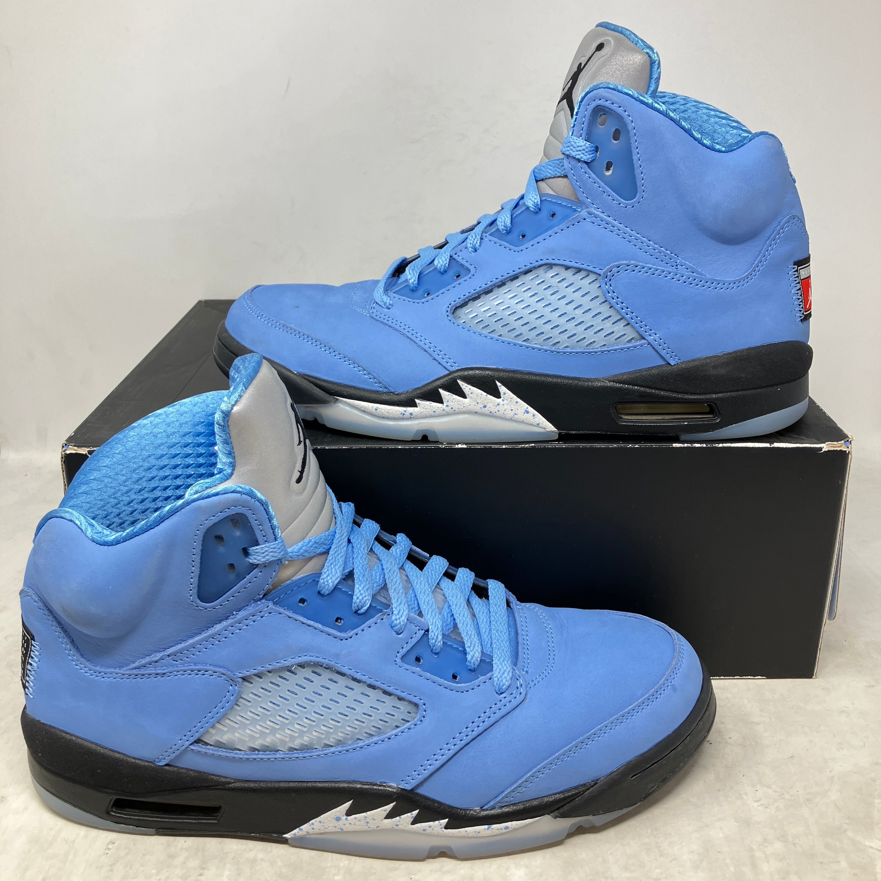 Jordan 5 Retro UNC University Blue