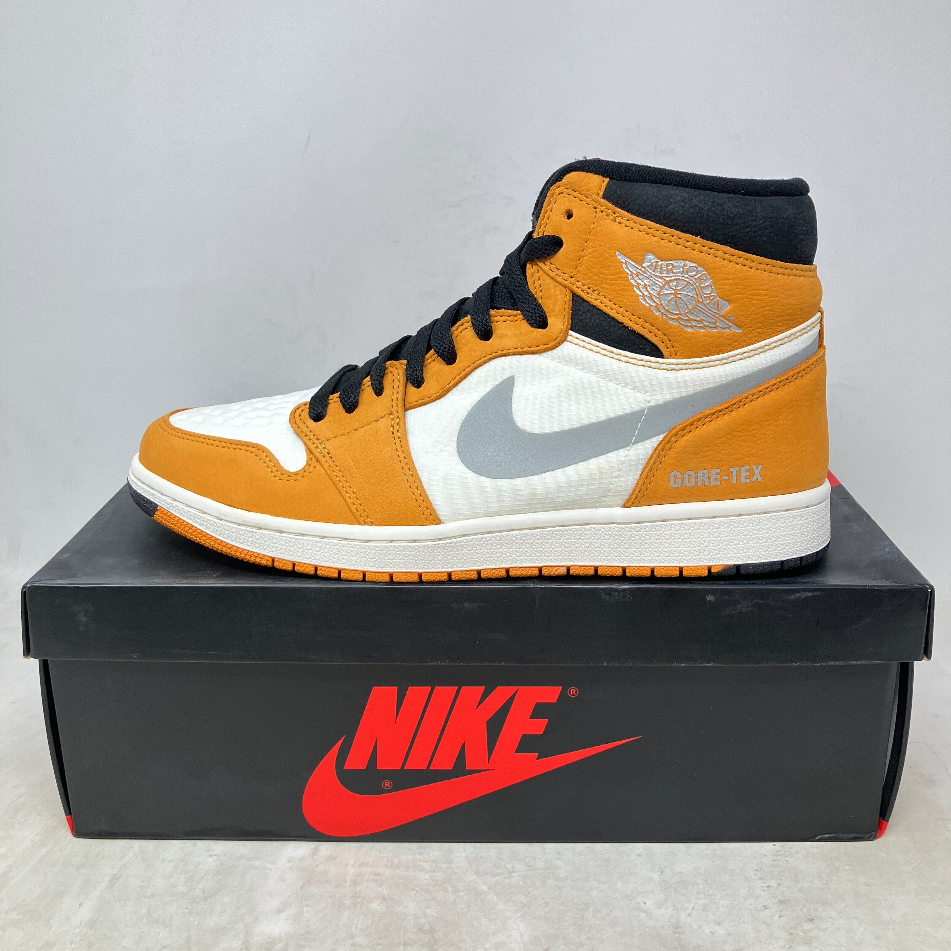 Jordan 1 Retro High Element Gore-Tex Light Curry