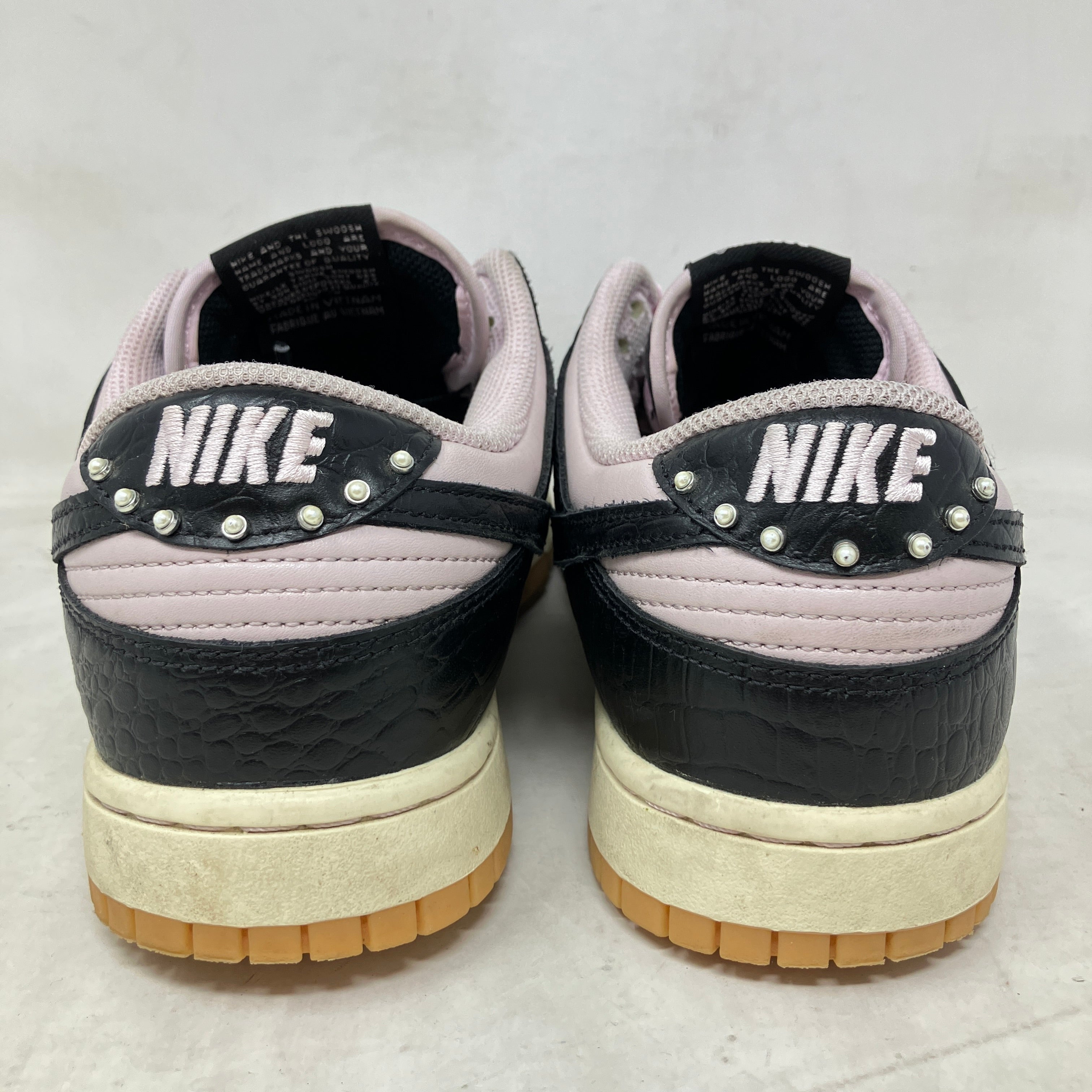 Nike Dunk Low Retro Pink Foam Black