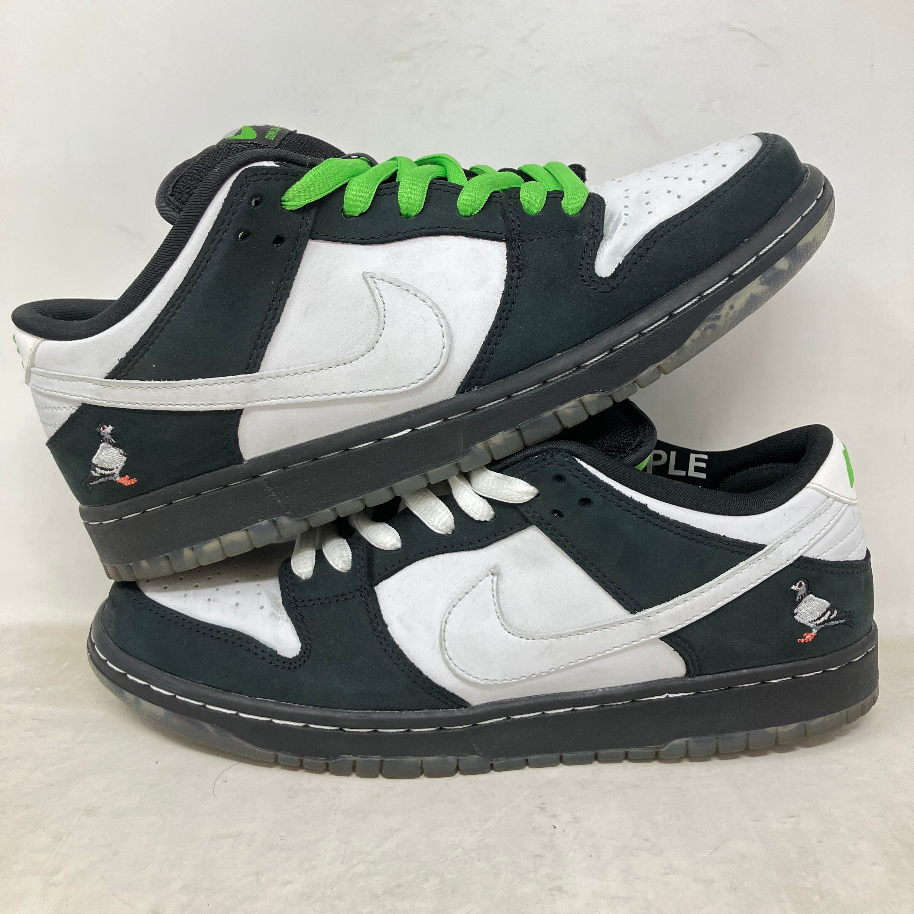 Nike SB Dunk Low Staple Panda Pigeon