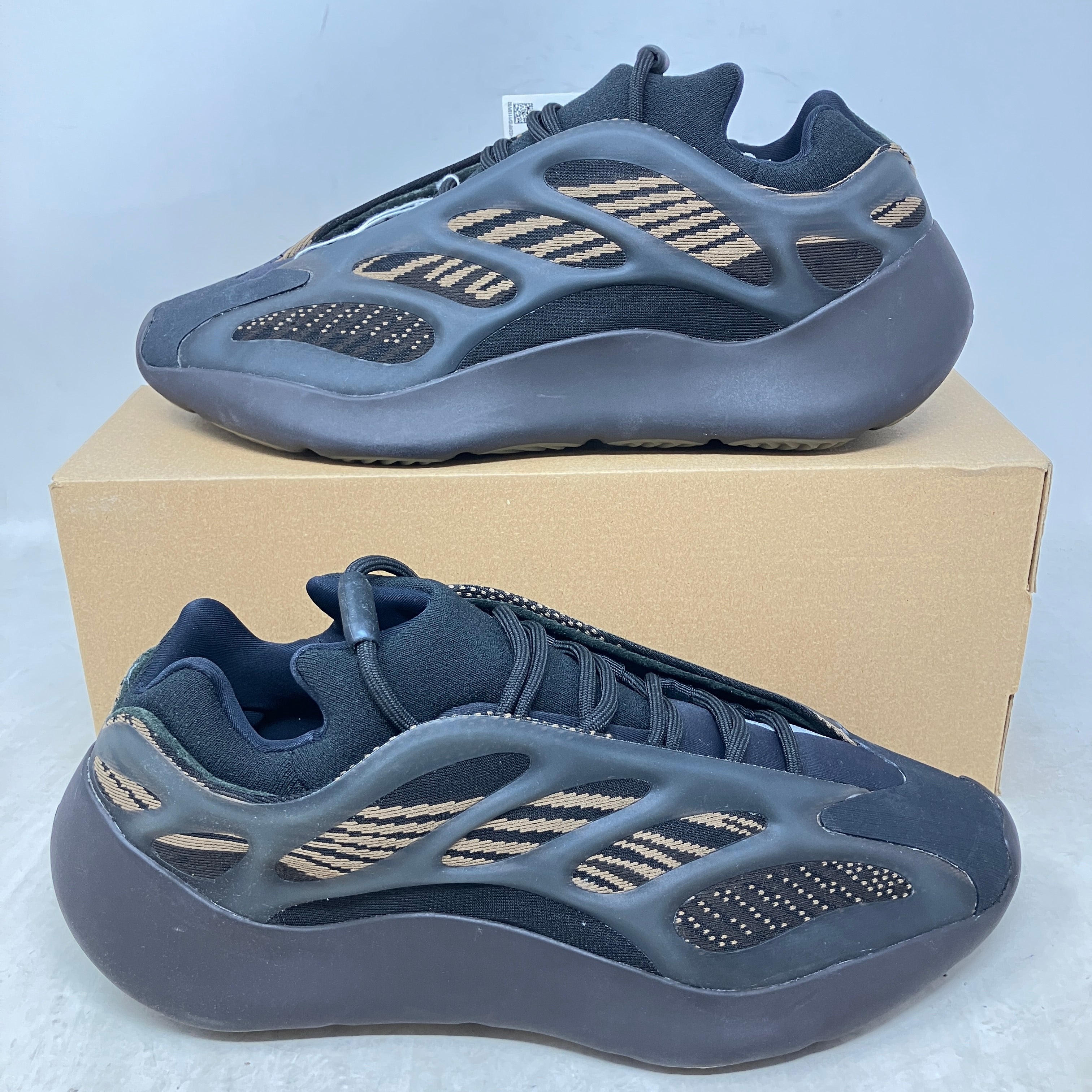 adidas Yeezy 700 V3 Clay Brown